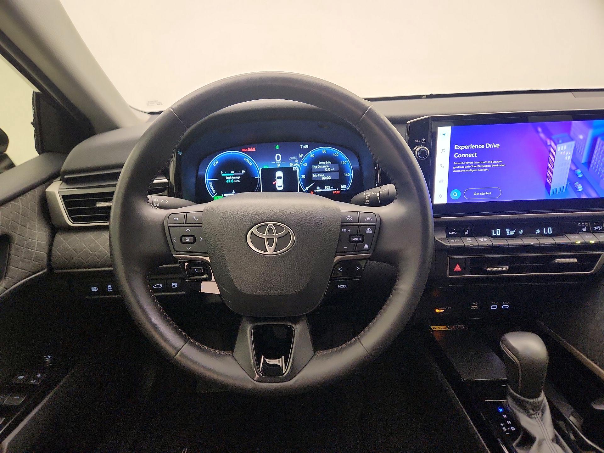 Thumbnail: 2025 Toyota Camry - 10