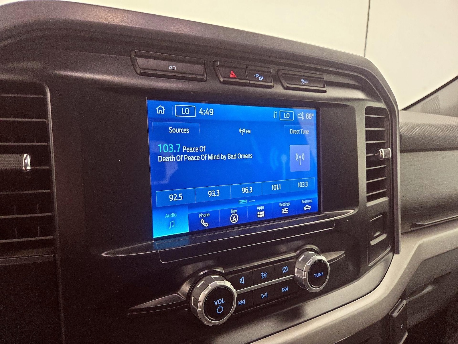 2023 Ford F-150 XLT - Photo 17