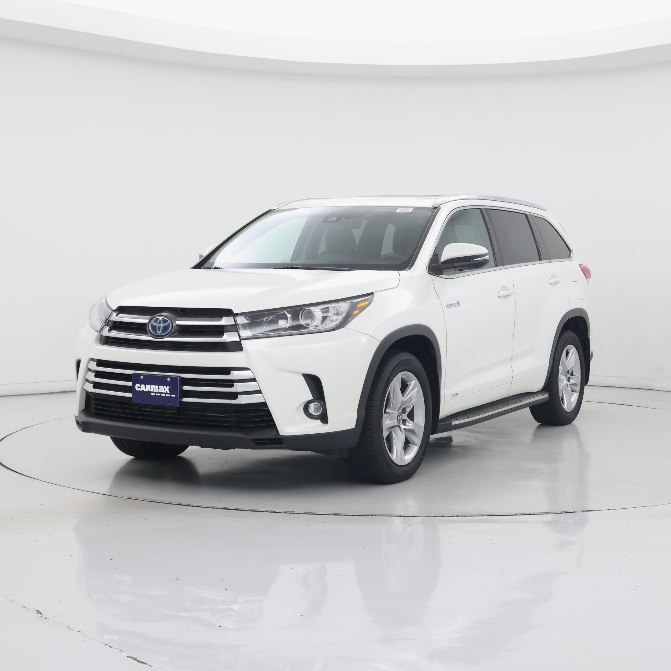 Thumbnail: 2019 Toyota Highlander - 4
