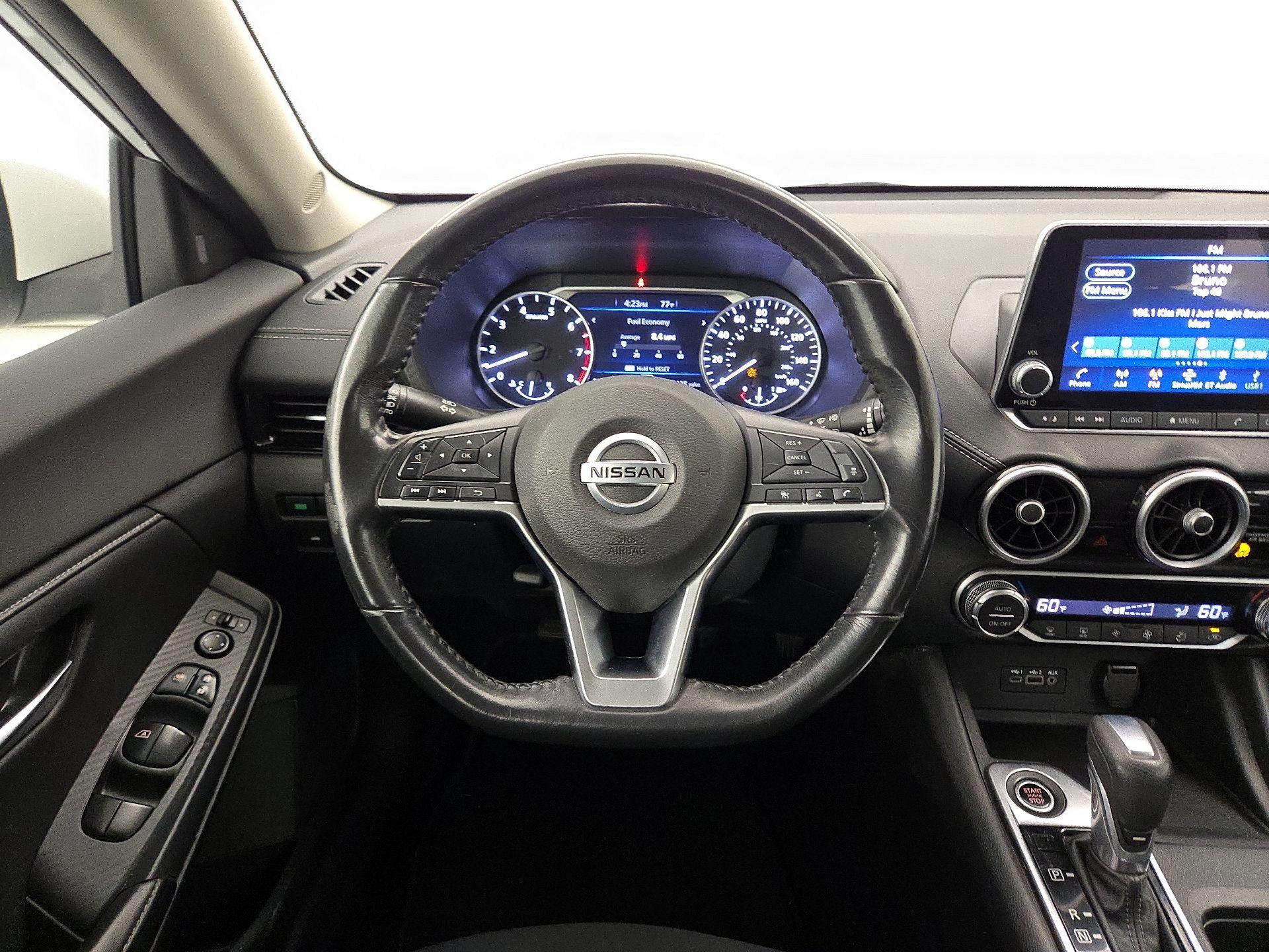 Thumbnail: 2021 Nissan Sentra - 10