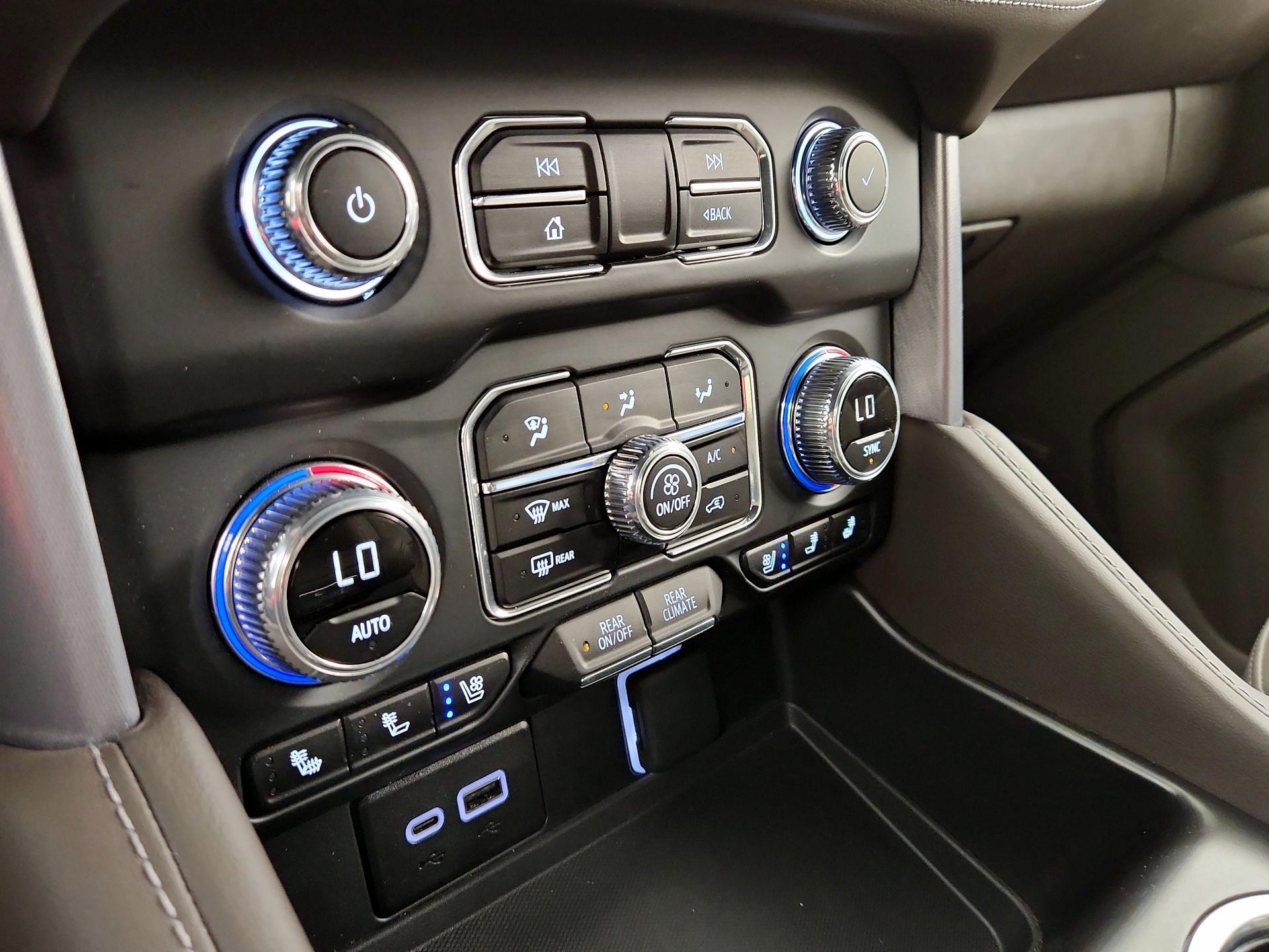 Thumbnail: 2024 GMC Yukon - 16