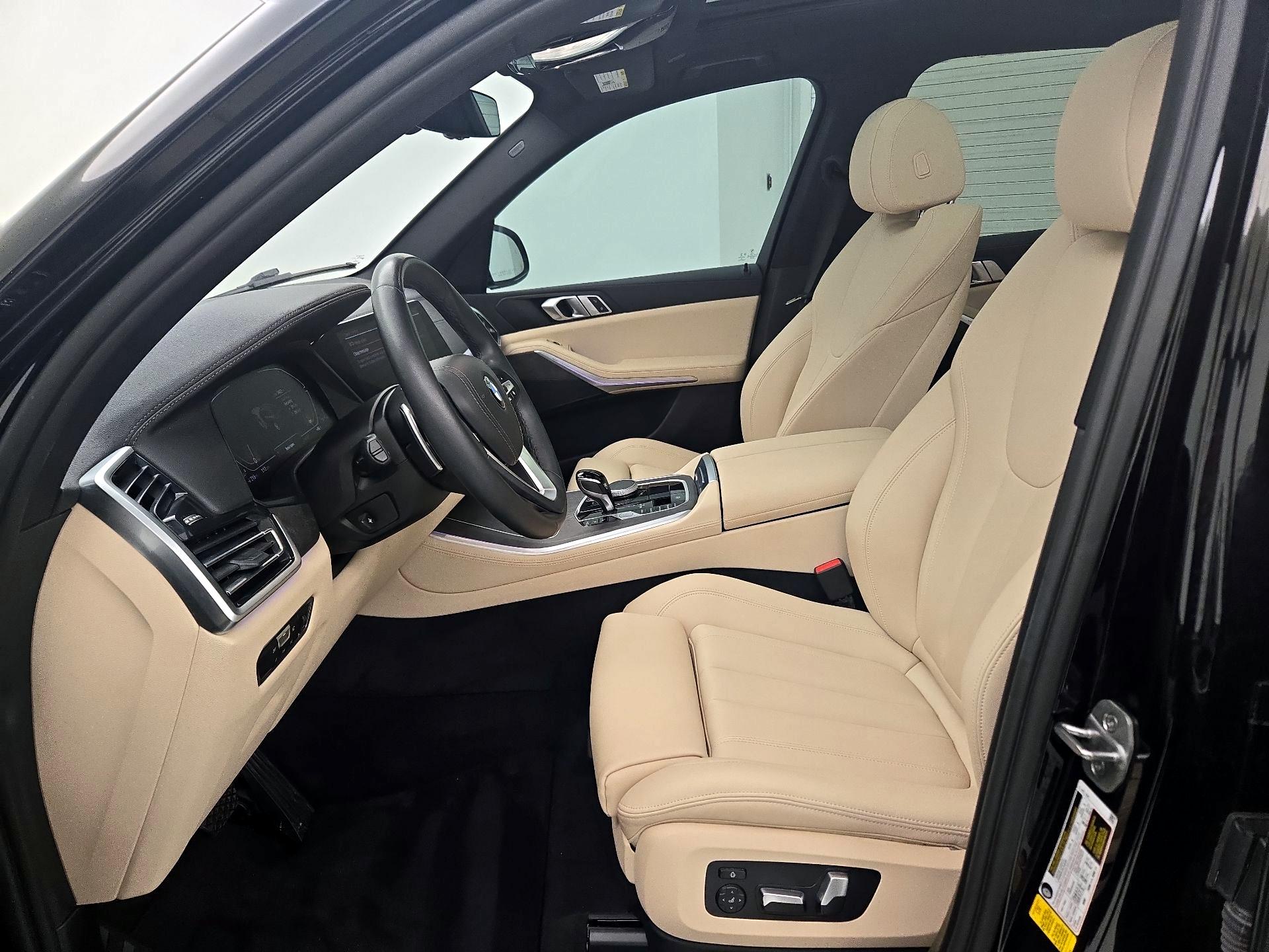 Thumbnail: 2022 BMW X5 - 11