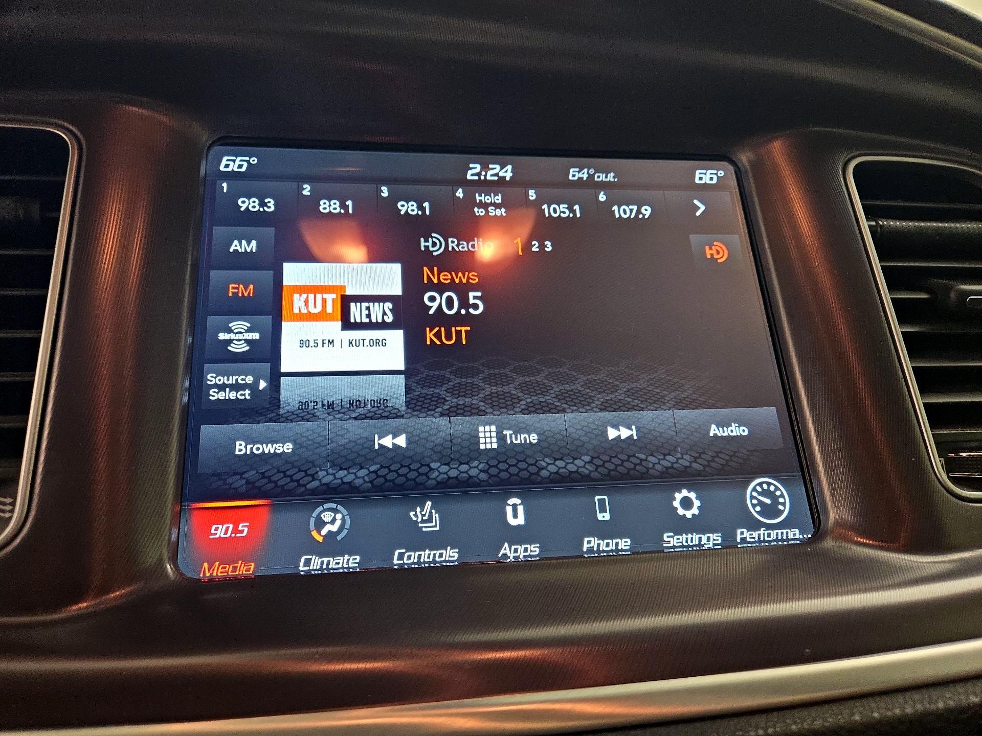 Thumbnail: 2020 Dodge Charger - 15