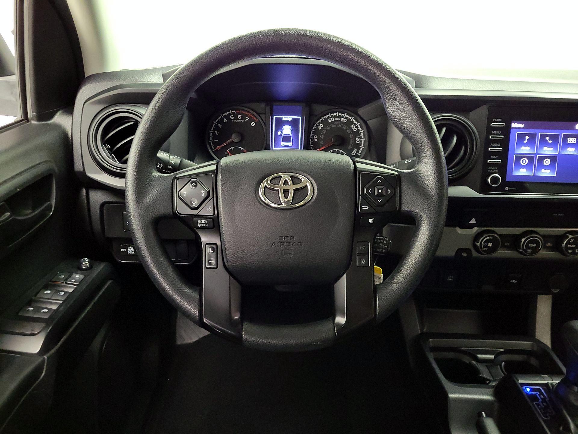 Thumbnail: 2022 Toyota Tacoma - 10