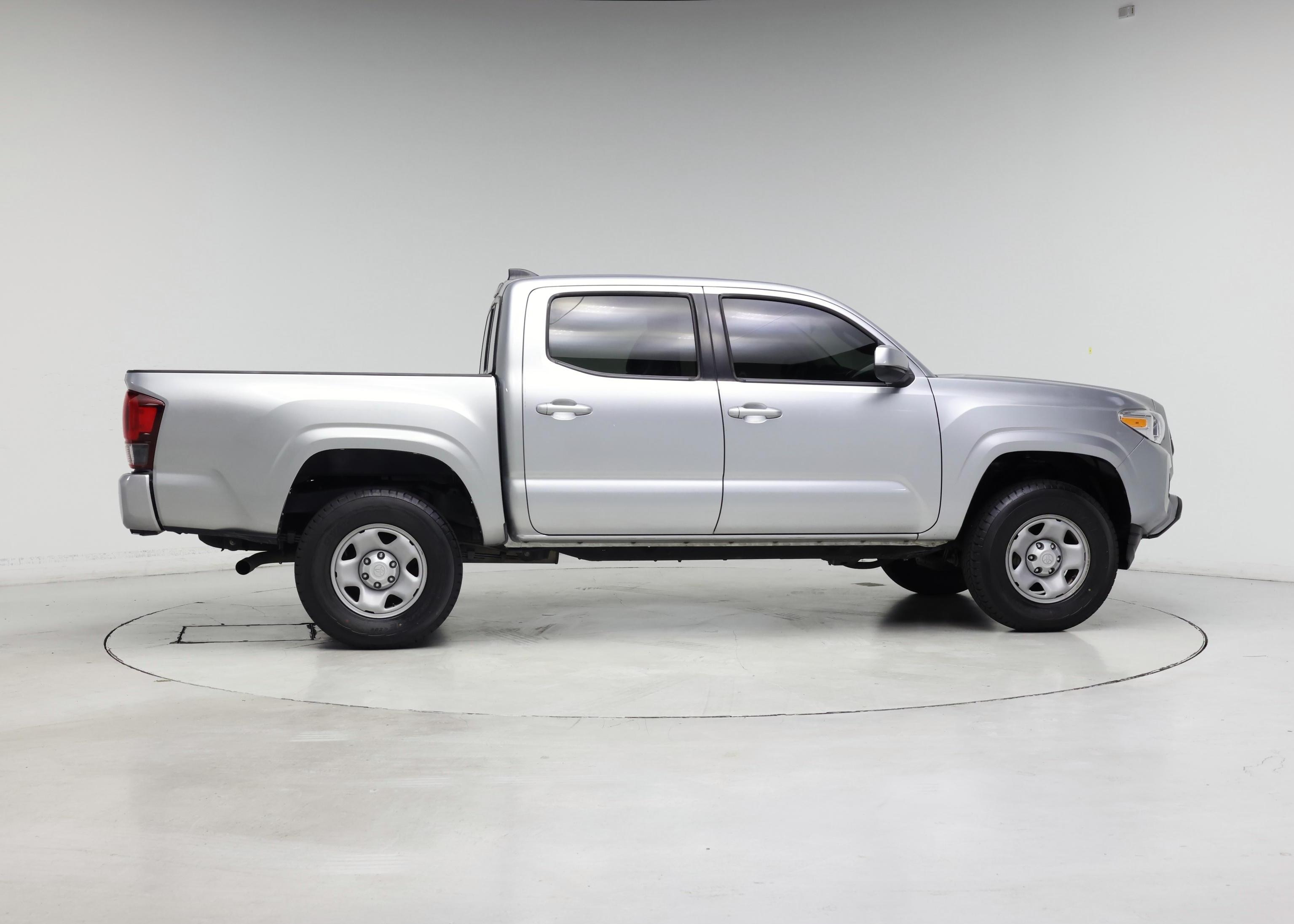 Thumbnail: 2022 Toyota Tacoma - 7