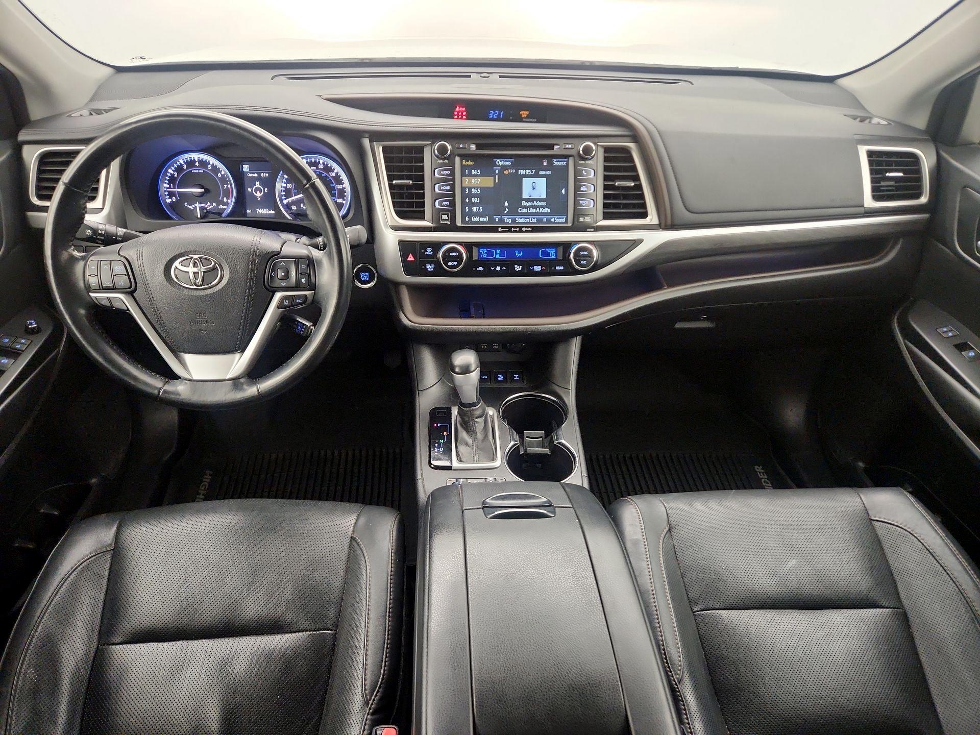 Thumbnail: 2017 Toyota Highlander - 9