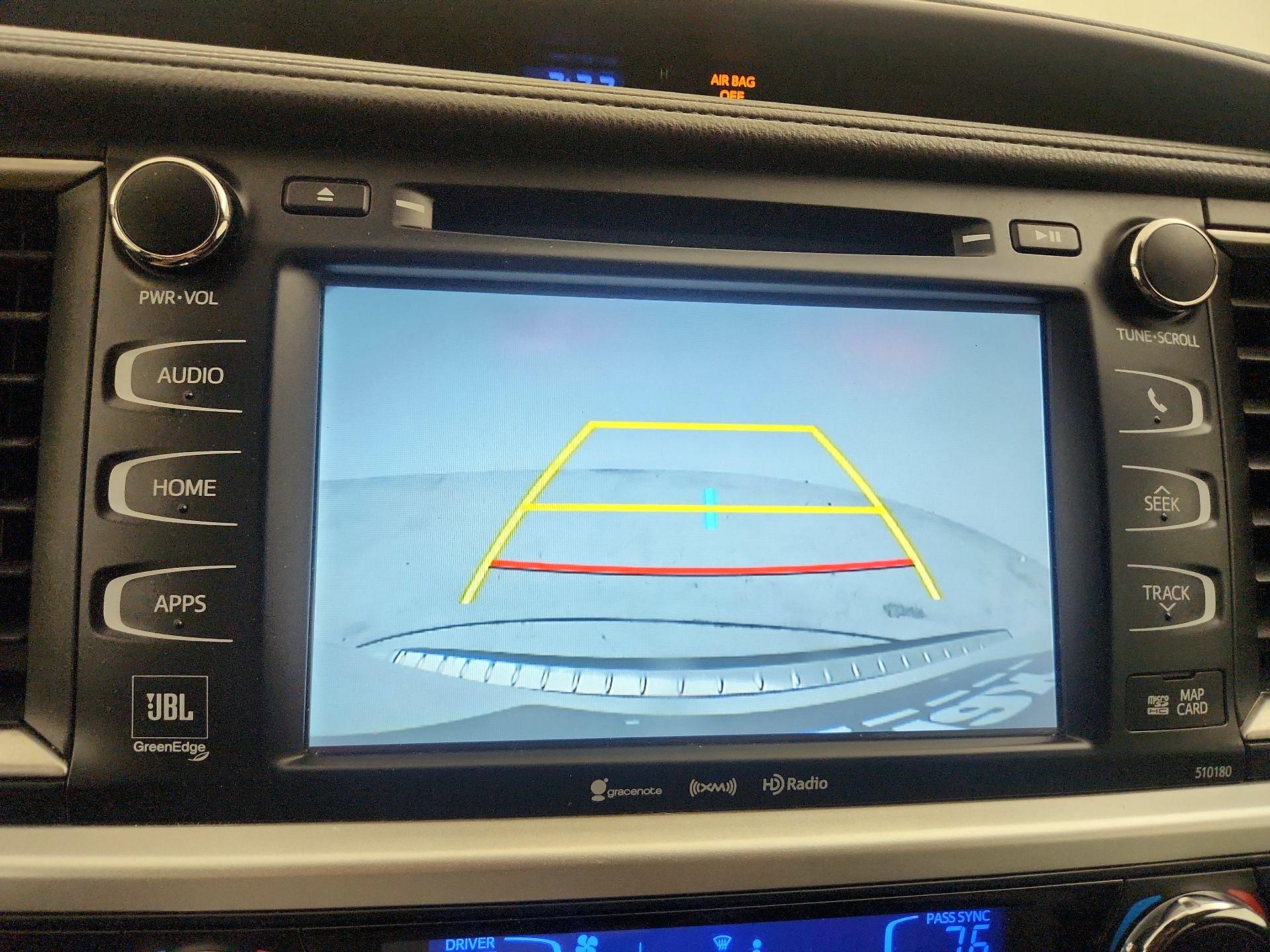 Thumbnail: 2017 Toyota Highlander - 14