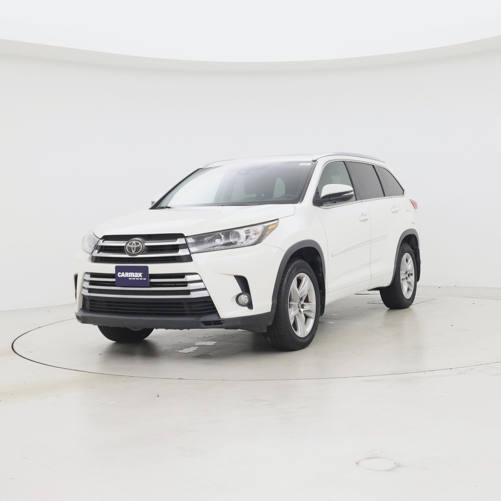 Thumbnail: 2017 Toyota Highlander - 4