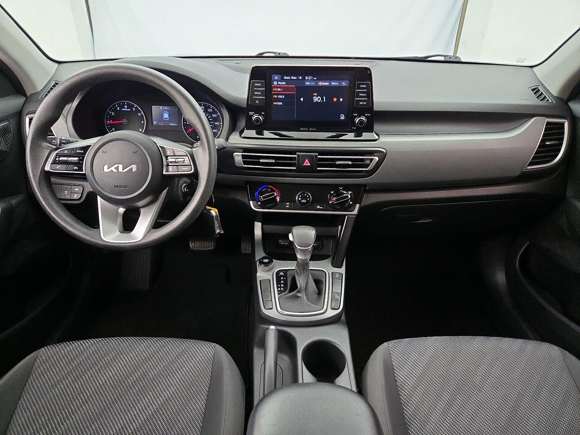 Thumbnail: 2023 Kia Seltos - 9