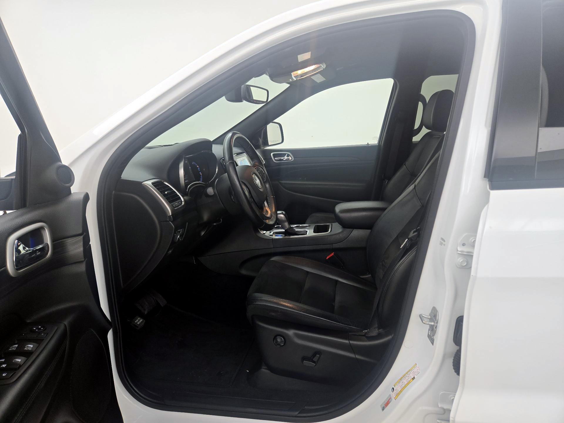 Thumbnail: 2022 Jeep Grand Cherokee - 11