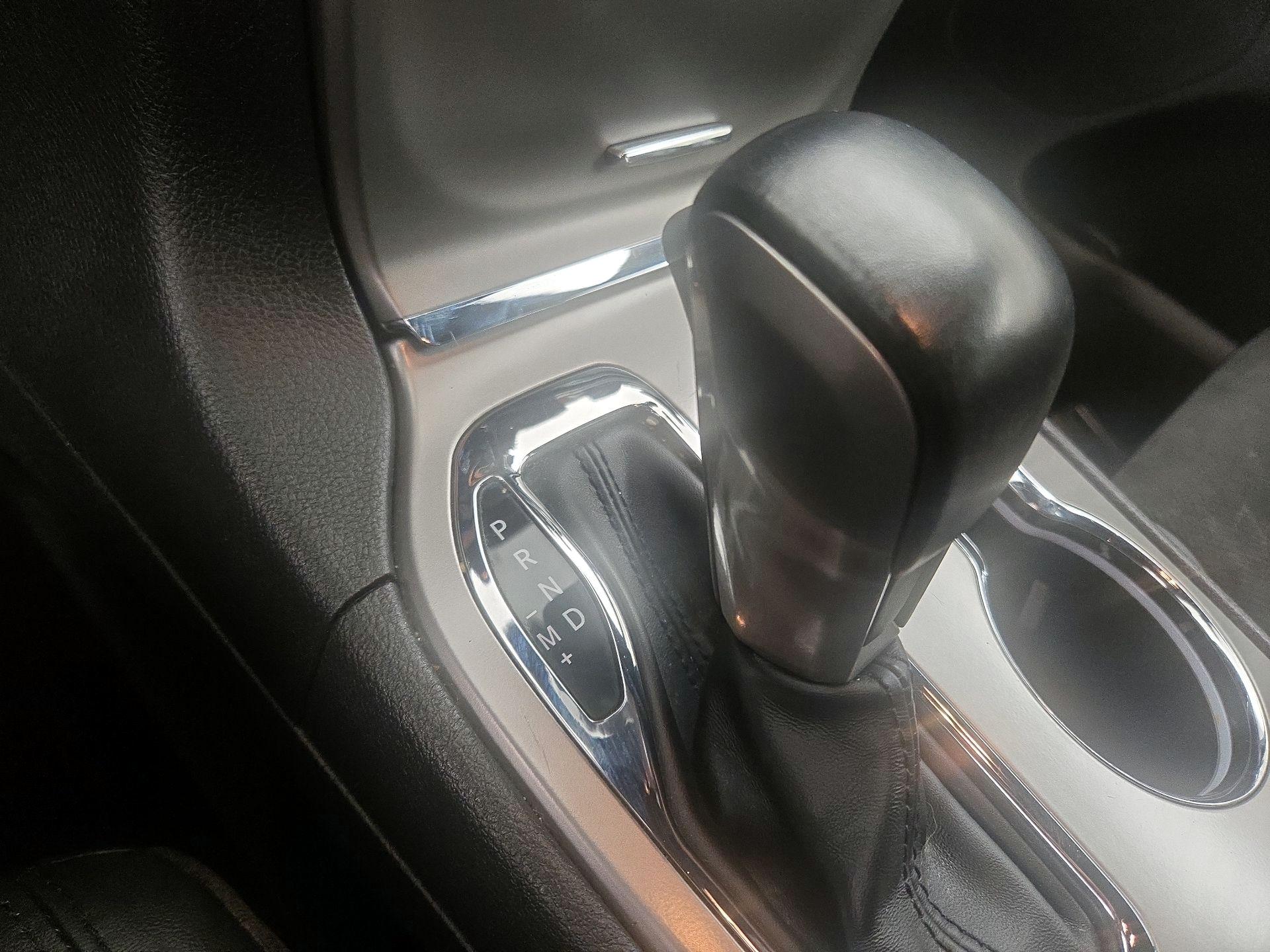 Thumbnail: 2022 Jeep Grand Cherokee - 18