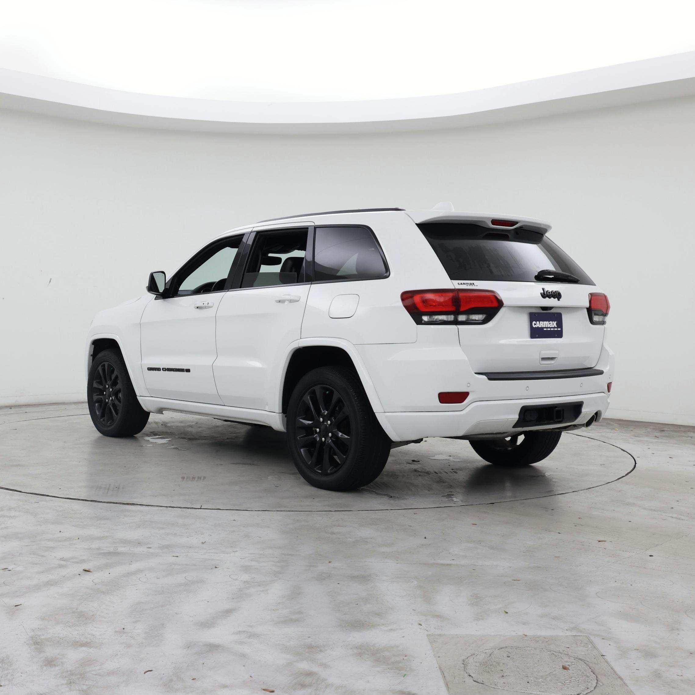 Thumbnail: 2022 Jeep Grand Cherokee - 2