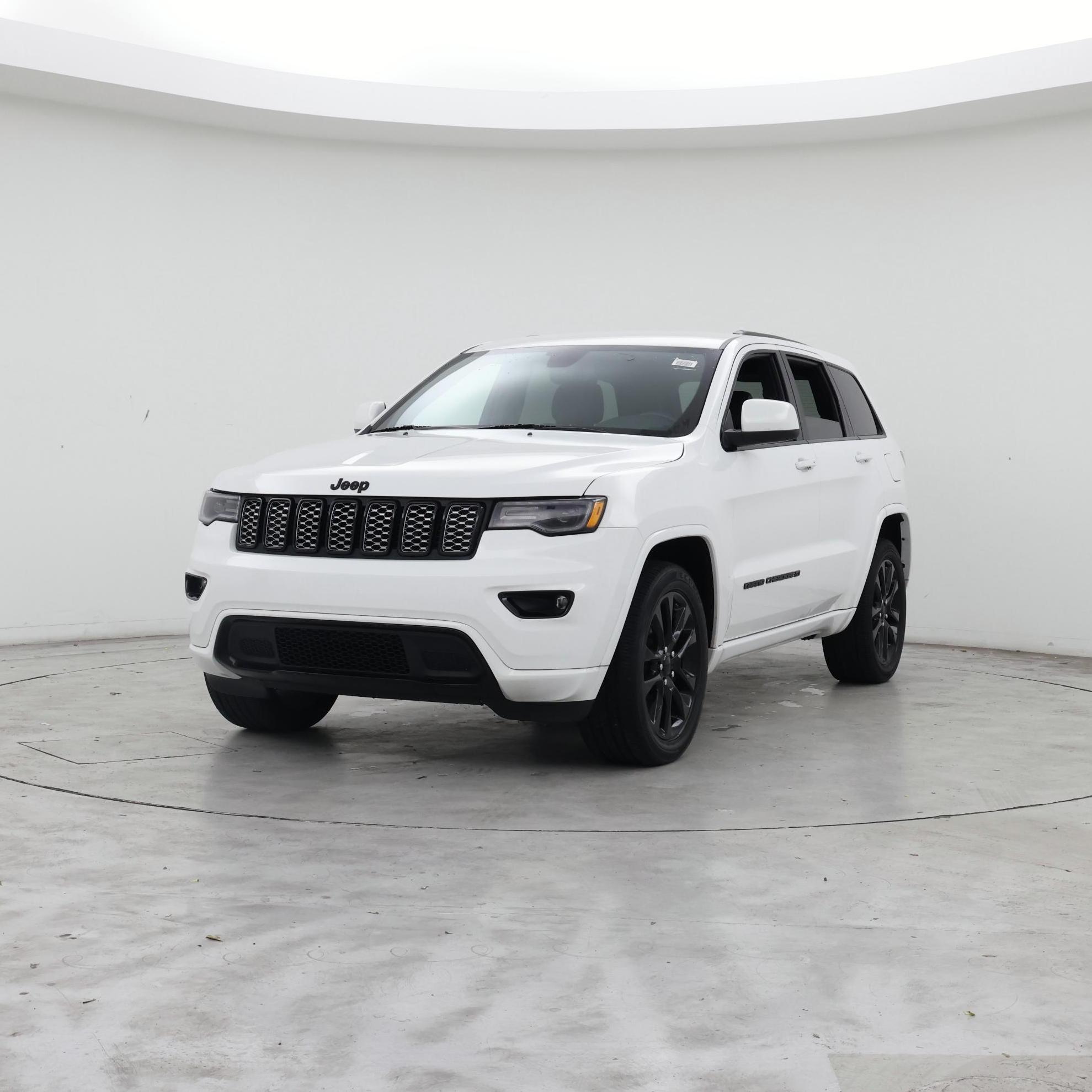Thumbnail: 2022 Jeep Grand Cherokee - 4