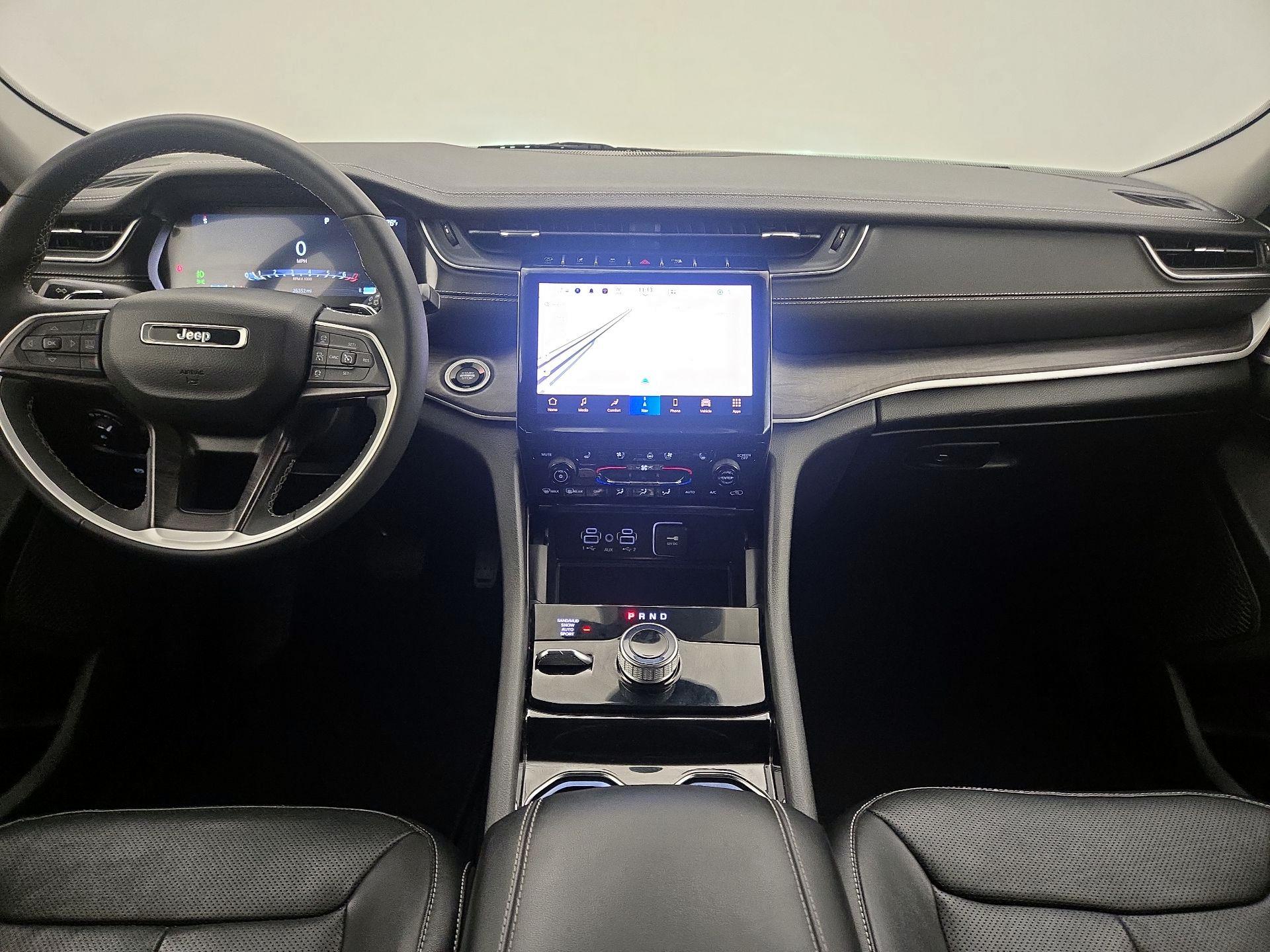 Thumbnail: 2023 Jeep Grand Cherokee - 9