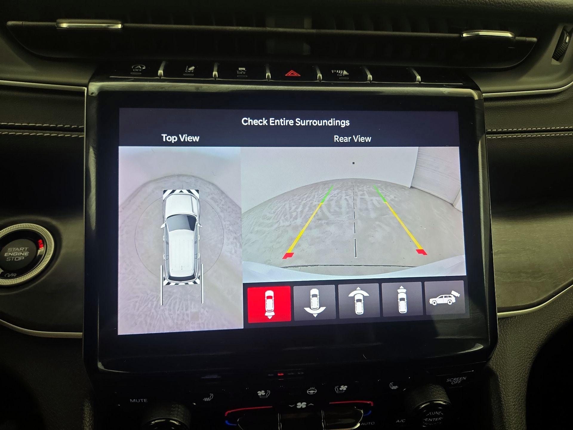 Thumbnail: 2023 Jeep Grand Cherokee - 15