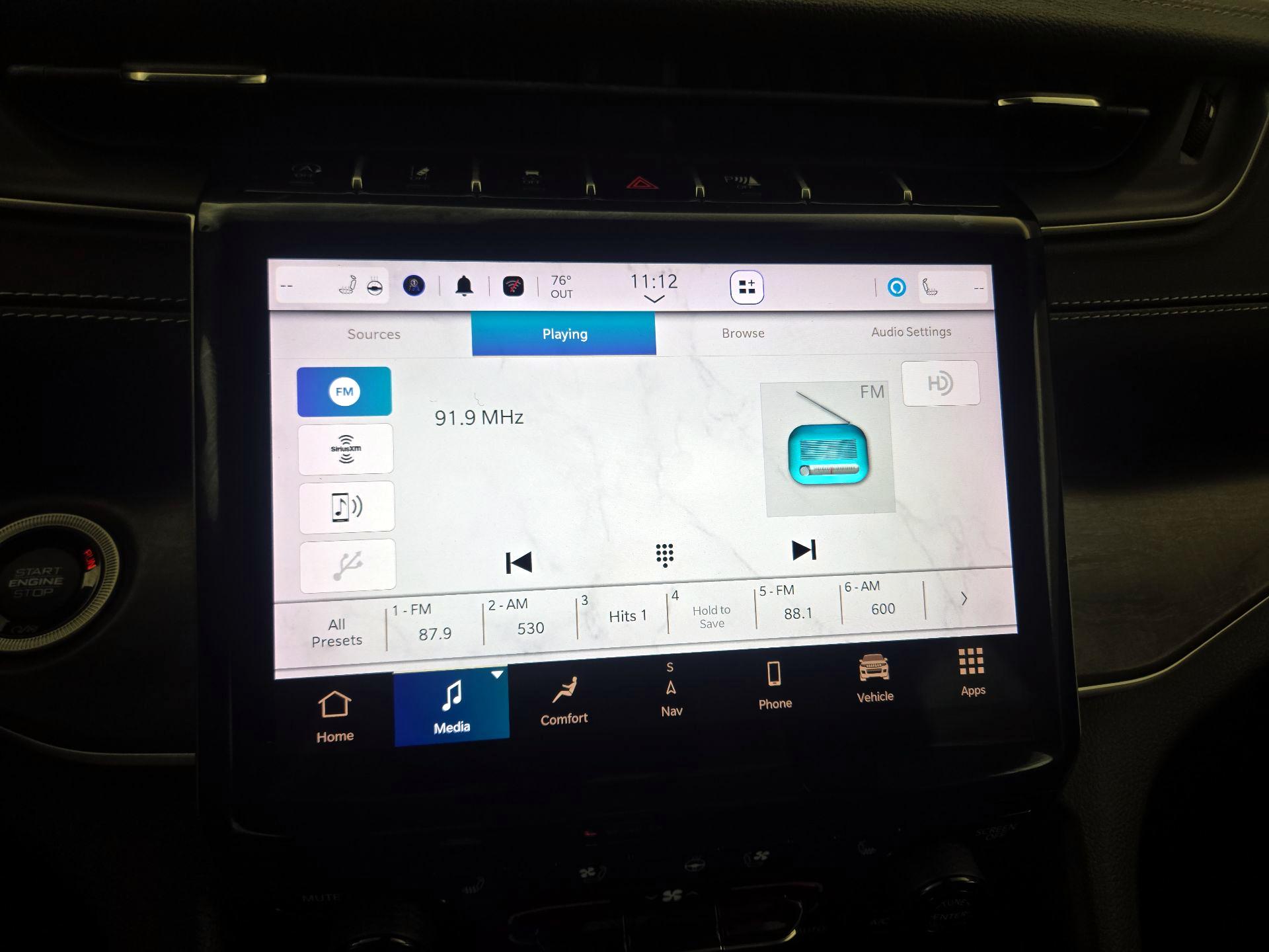 Thumbnail: 2023 Jeep Grand Cherokee - 16