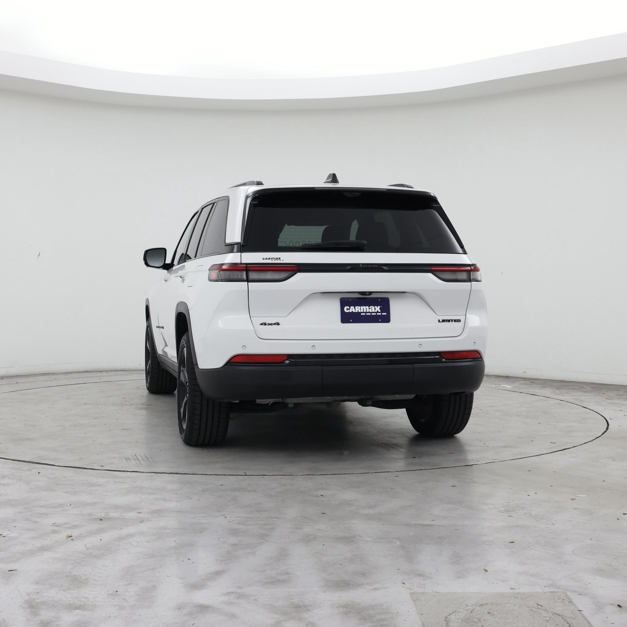 Thumbnail: 2023 Jeep Grand Cherokee - 6