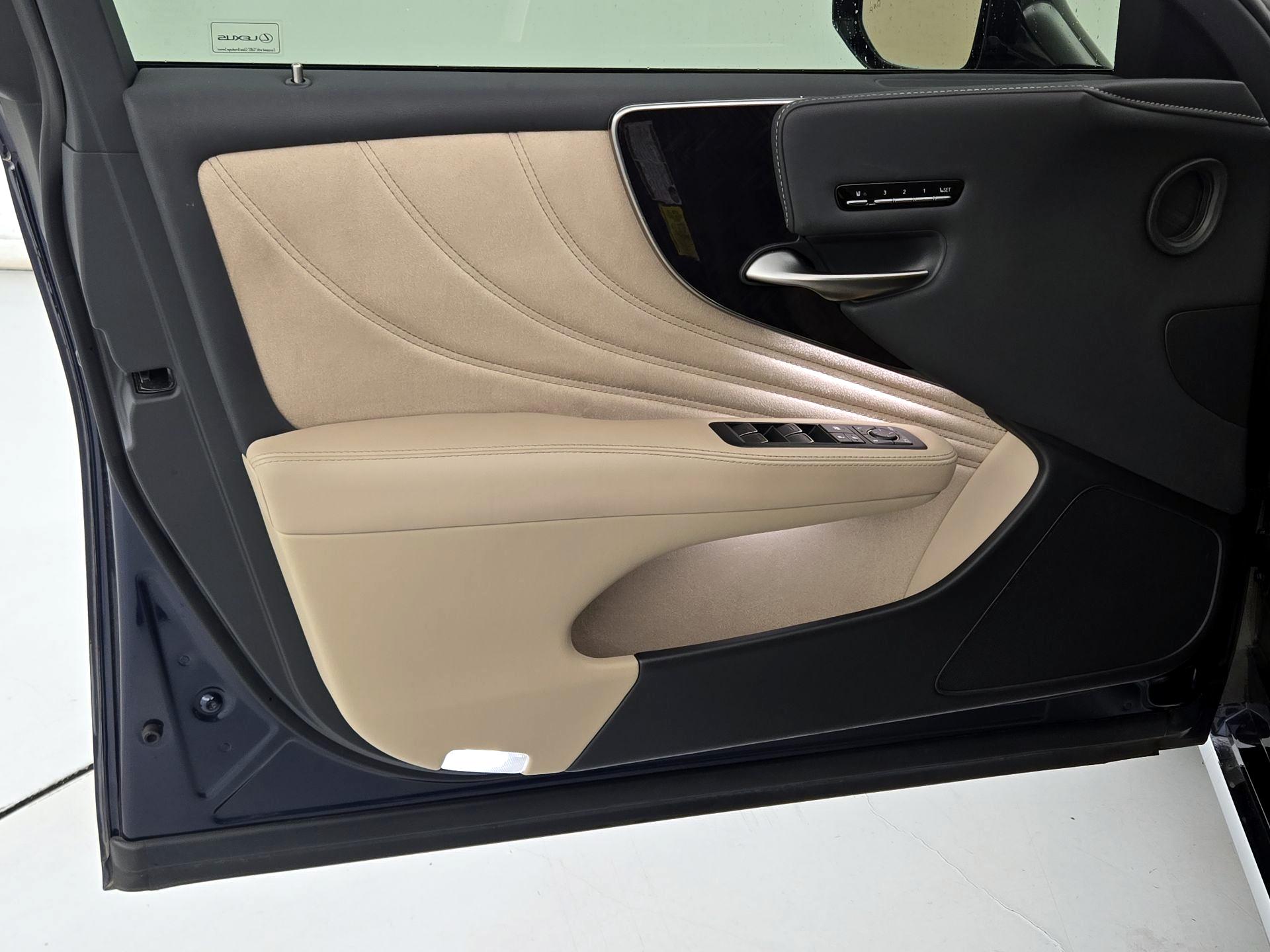 Thumbnail: 2023 Lexus LS - 12