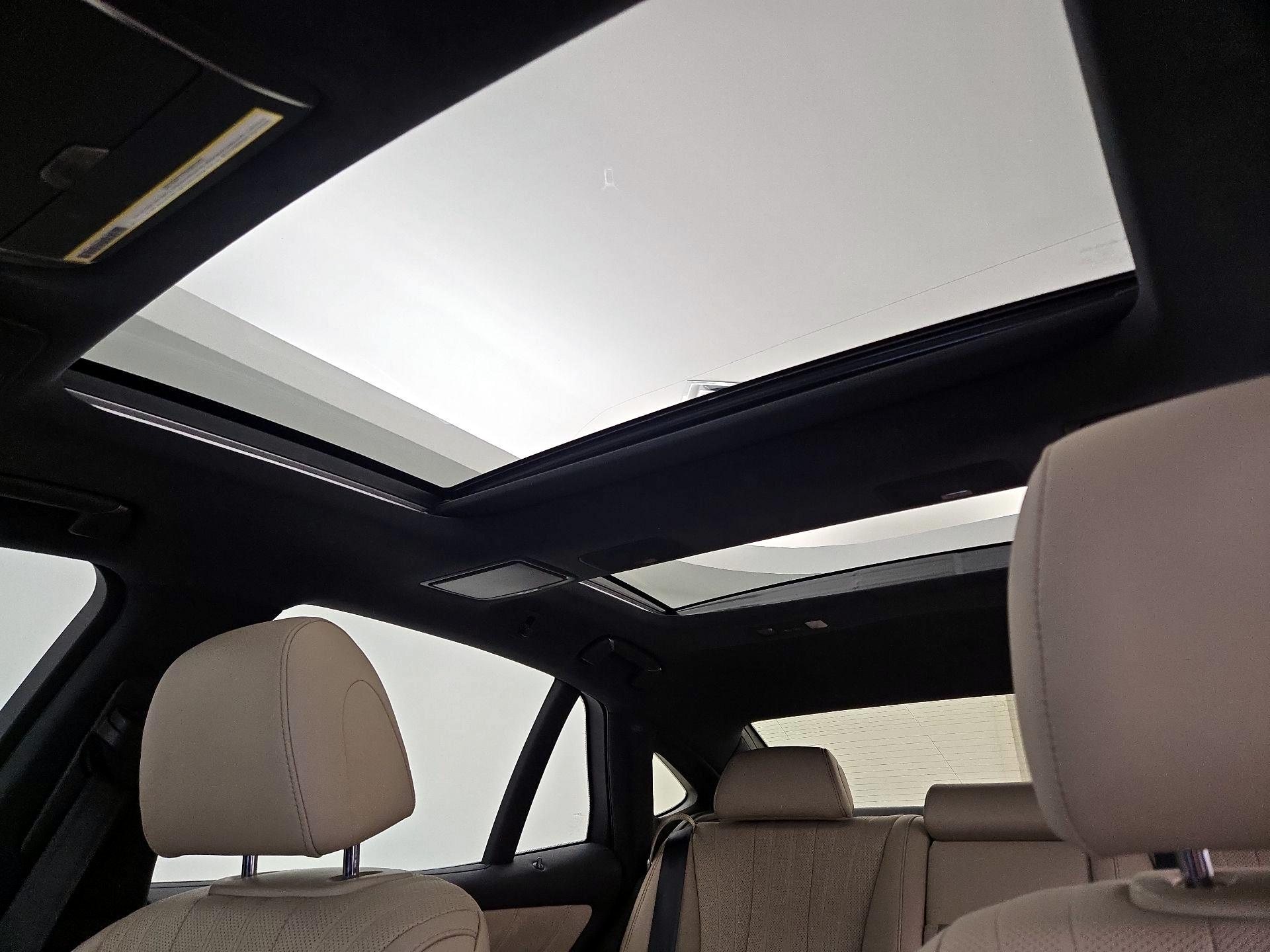 Thumbnail: 2023 Lexus LS - 19