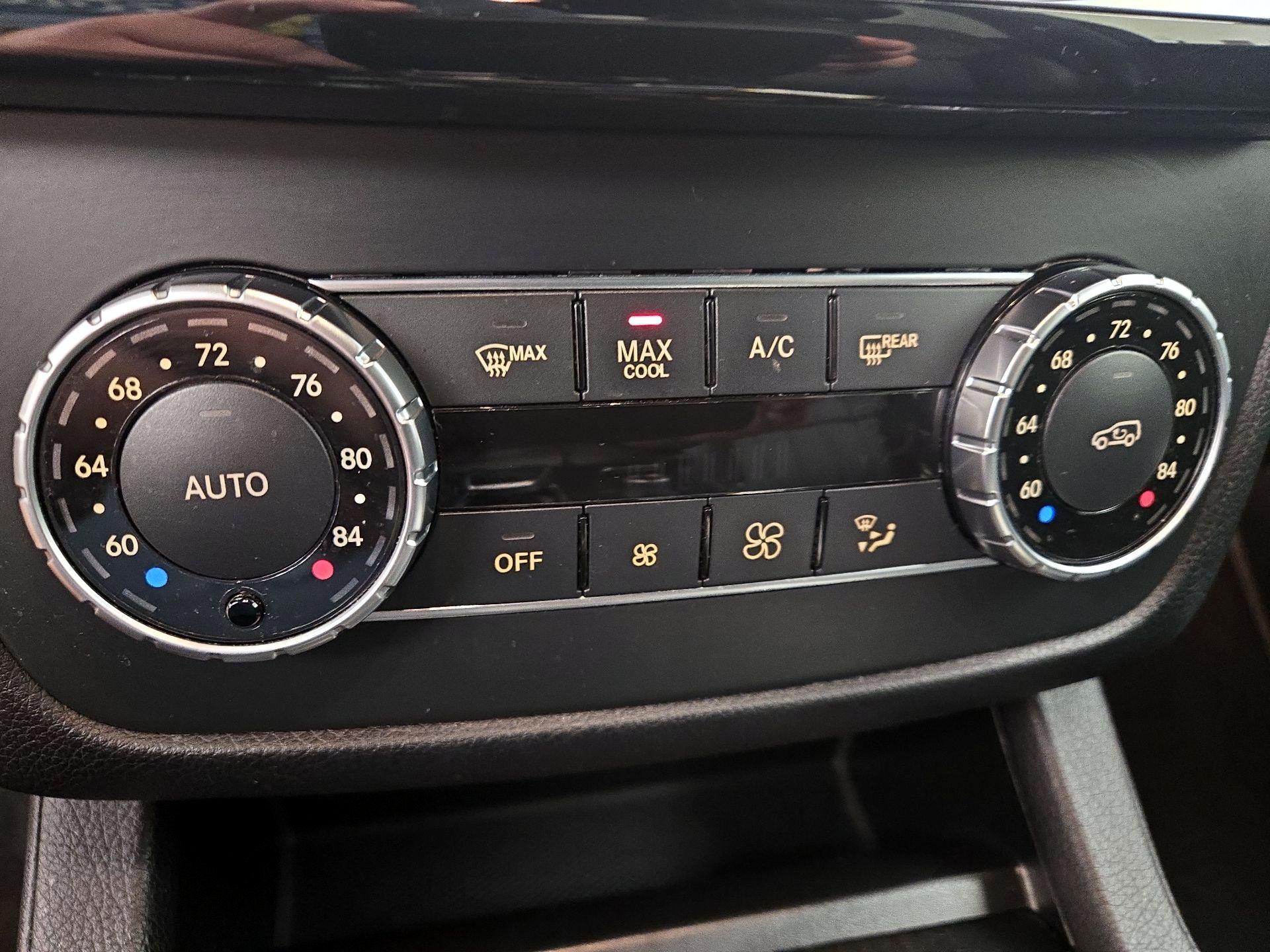 Thumbnail: 2017 Mercedes-Benz GLE - 17