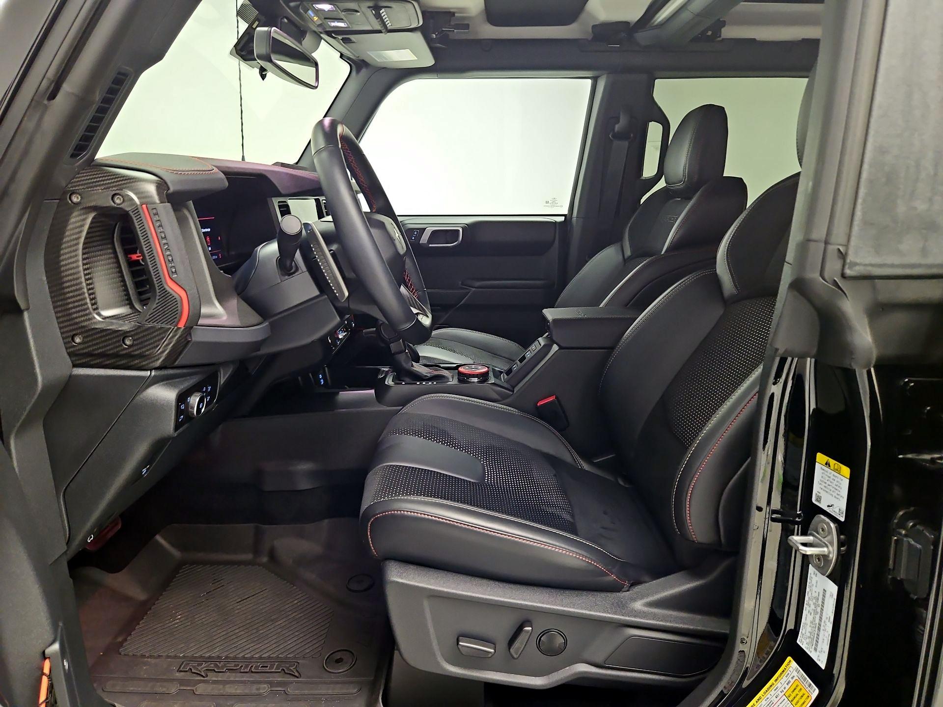 Thumbnail: 2025 Ford Bronco - 11