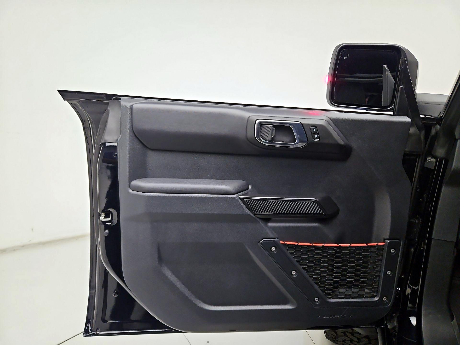 Thumbnail: 2025 Ford Bronco - 12