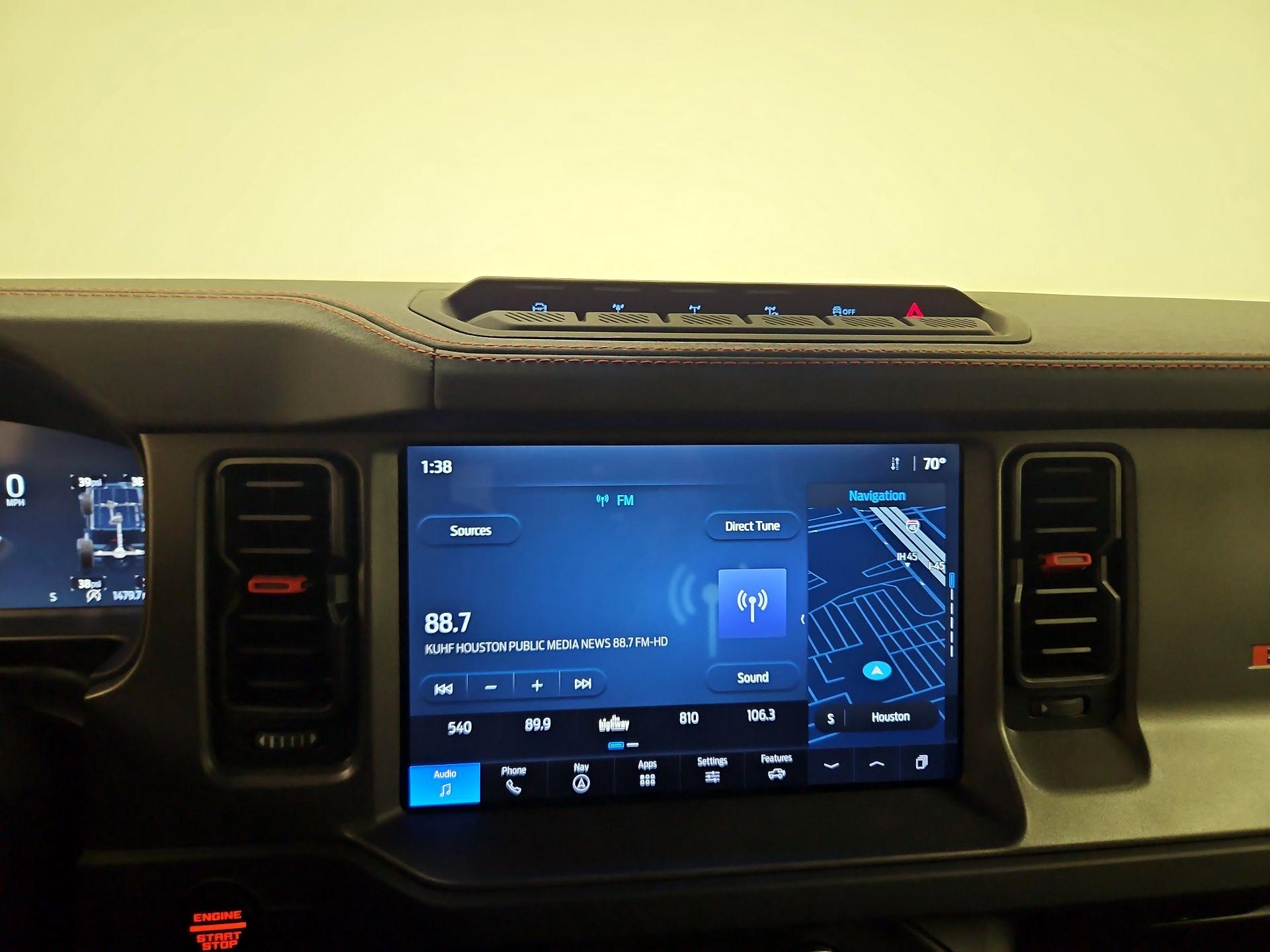 Thumbnail: 2025 Ford Bronco - 15