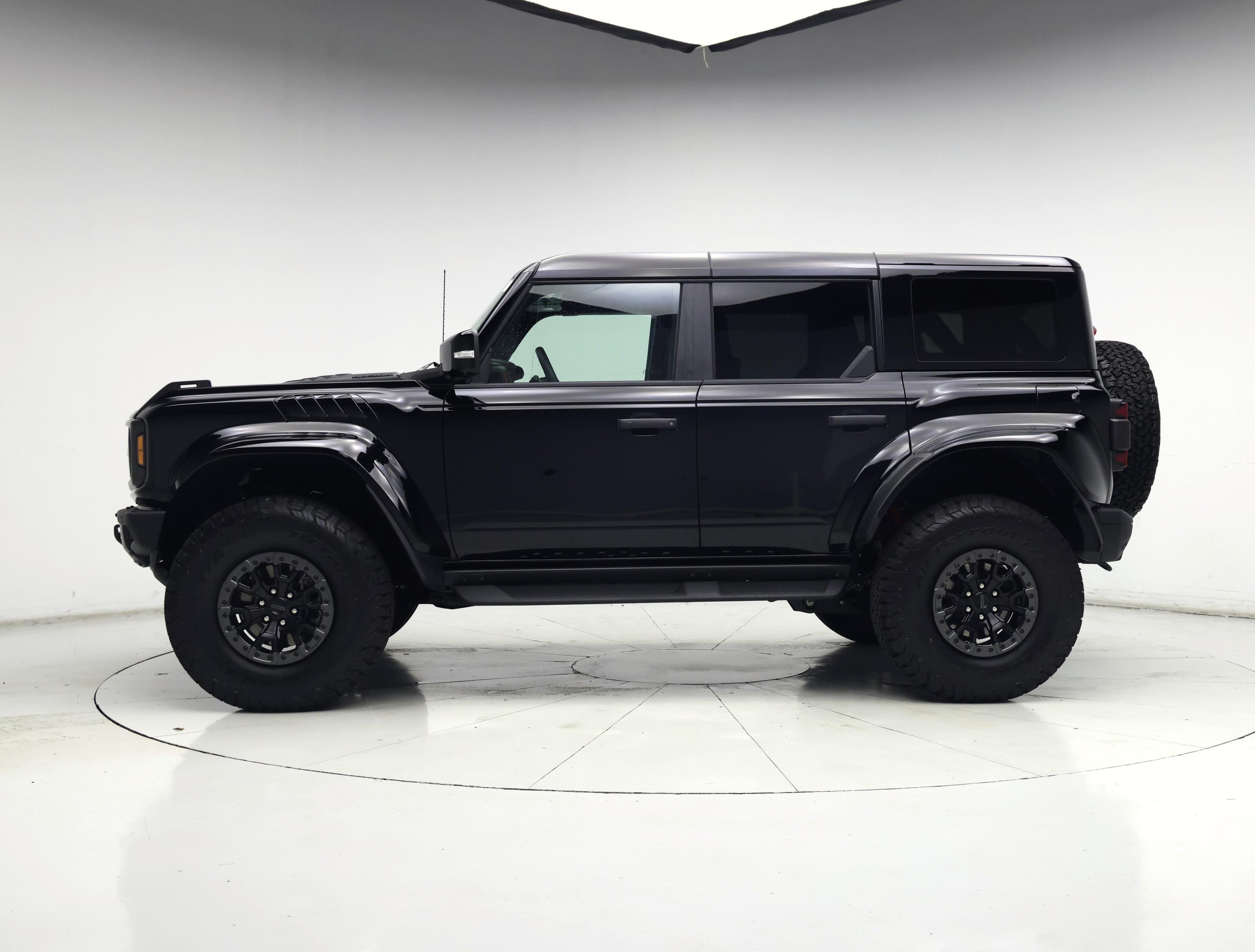 Thumbnail: 2025 Ford Bronco - 3