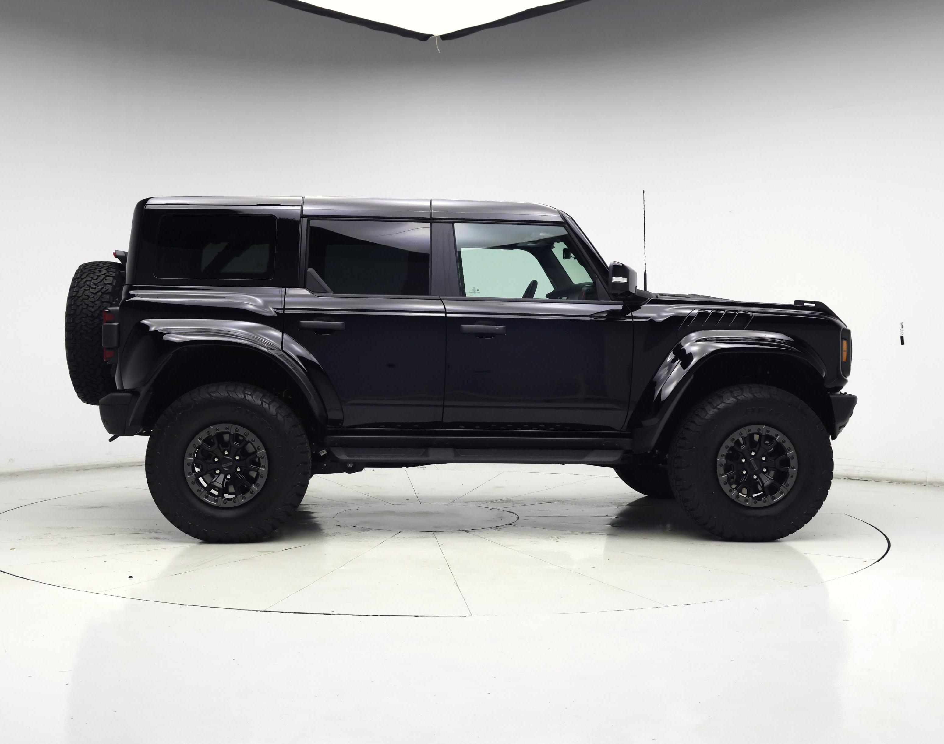 Thumbnail: 2025 Ford Bronco - 7