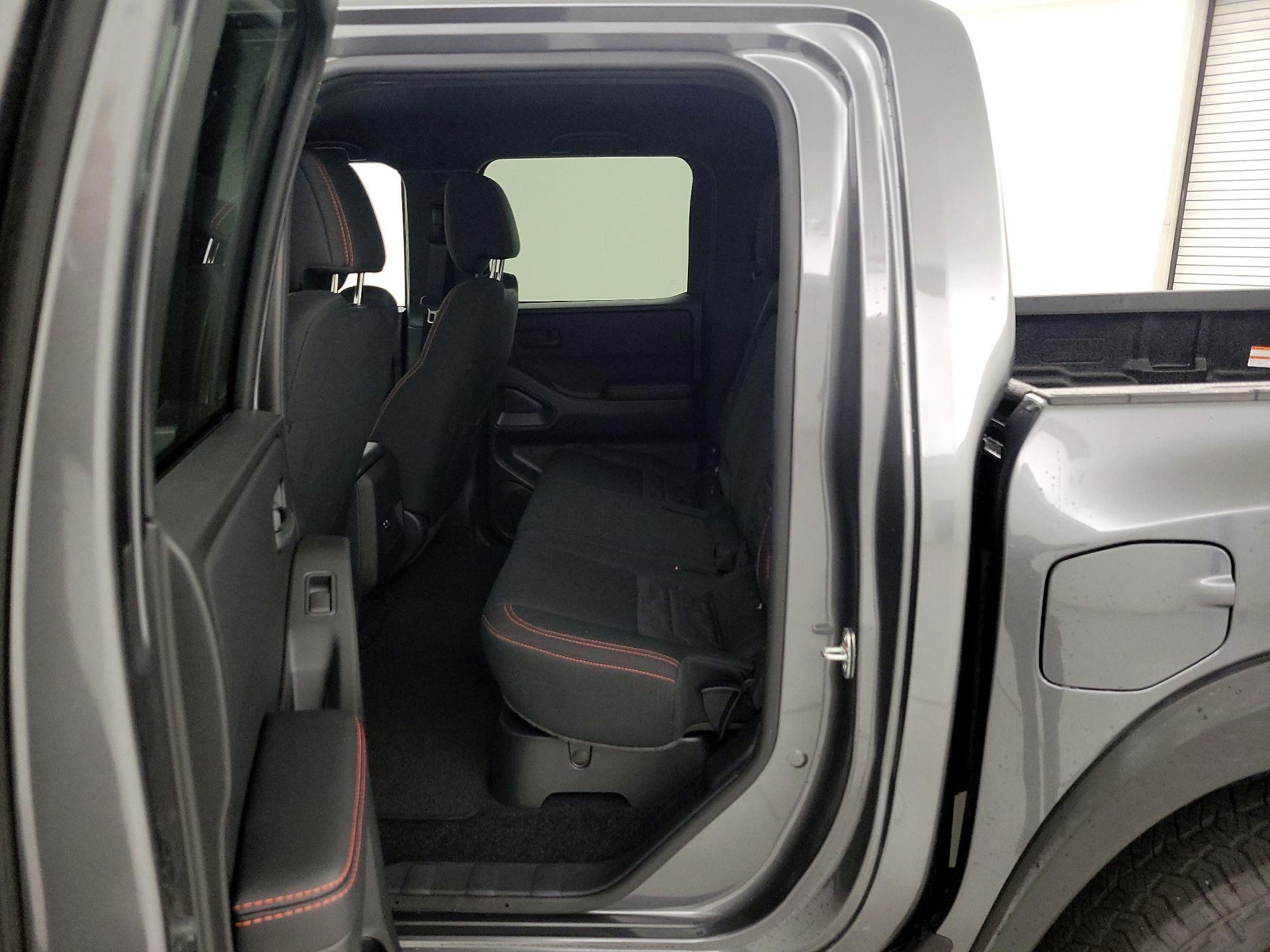 Thumbnail: 2026 Nissan Frontier - 19