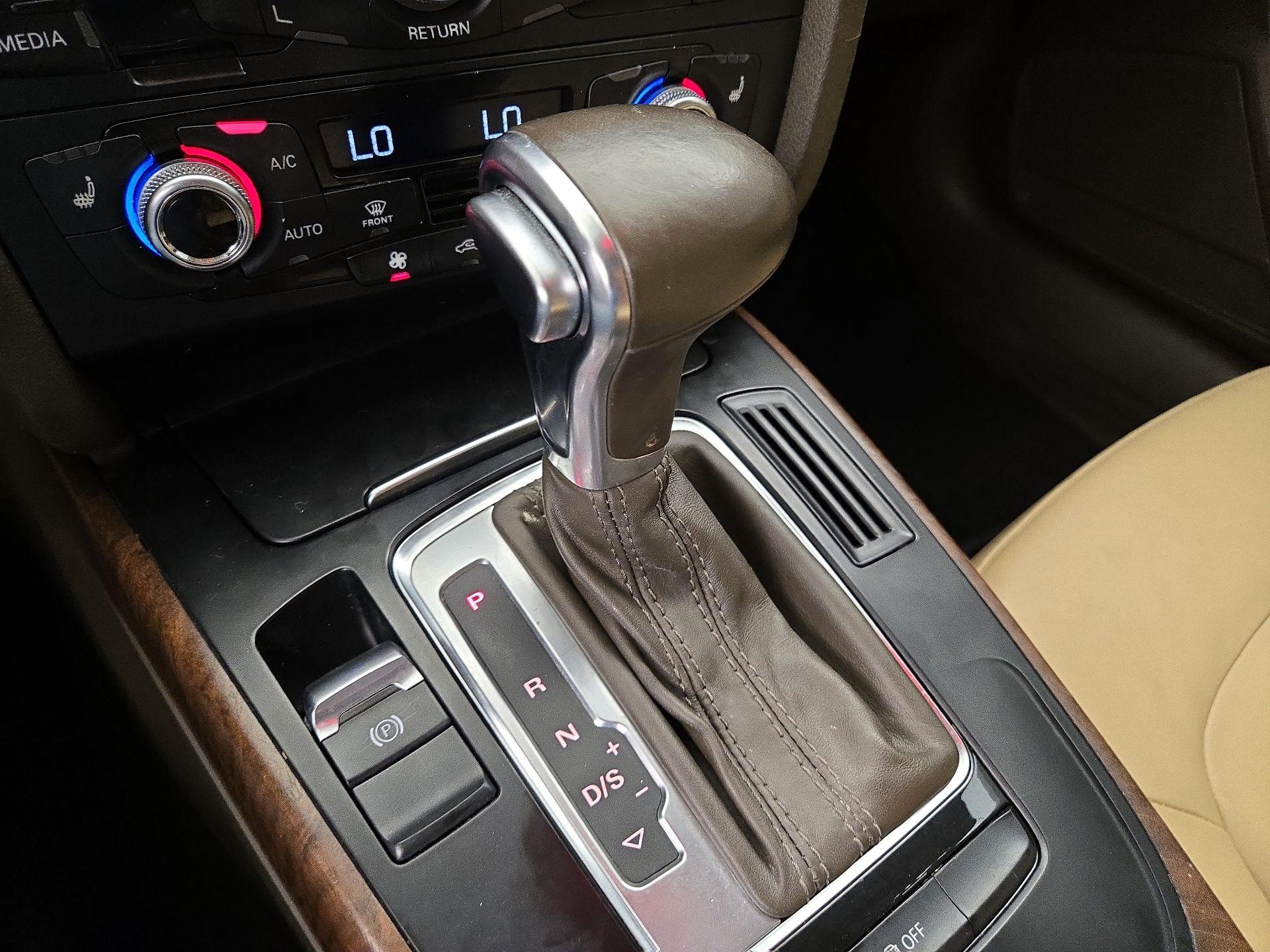 Thumbnail: 2015 Audi A4 - 16