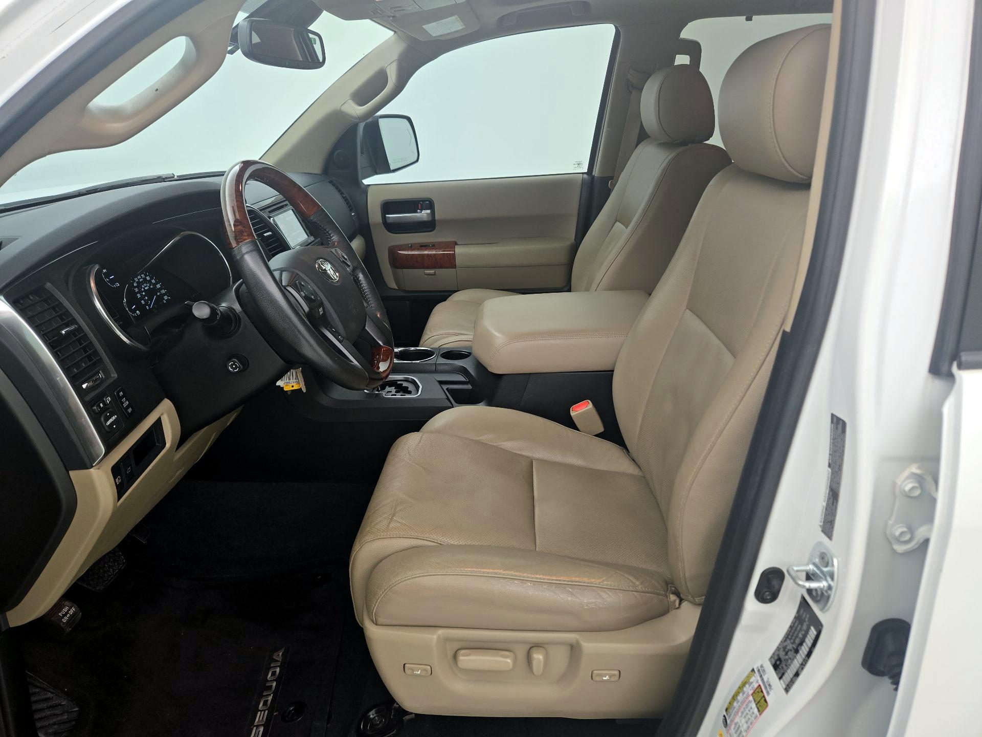 Thumbnail: 2019 Toyota Sequoia - 11