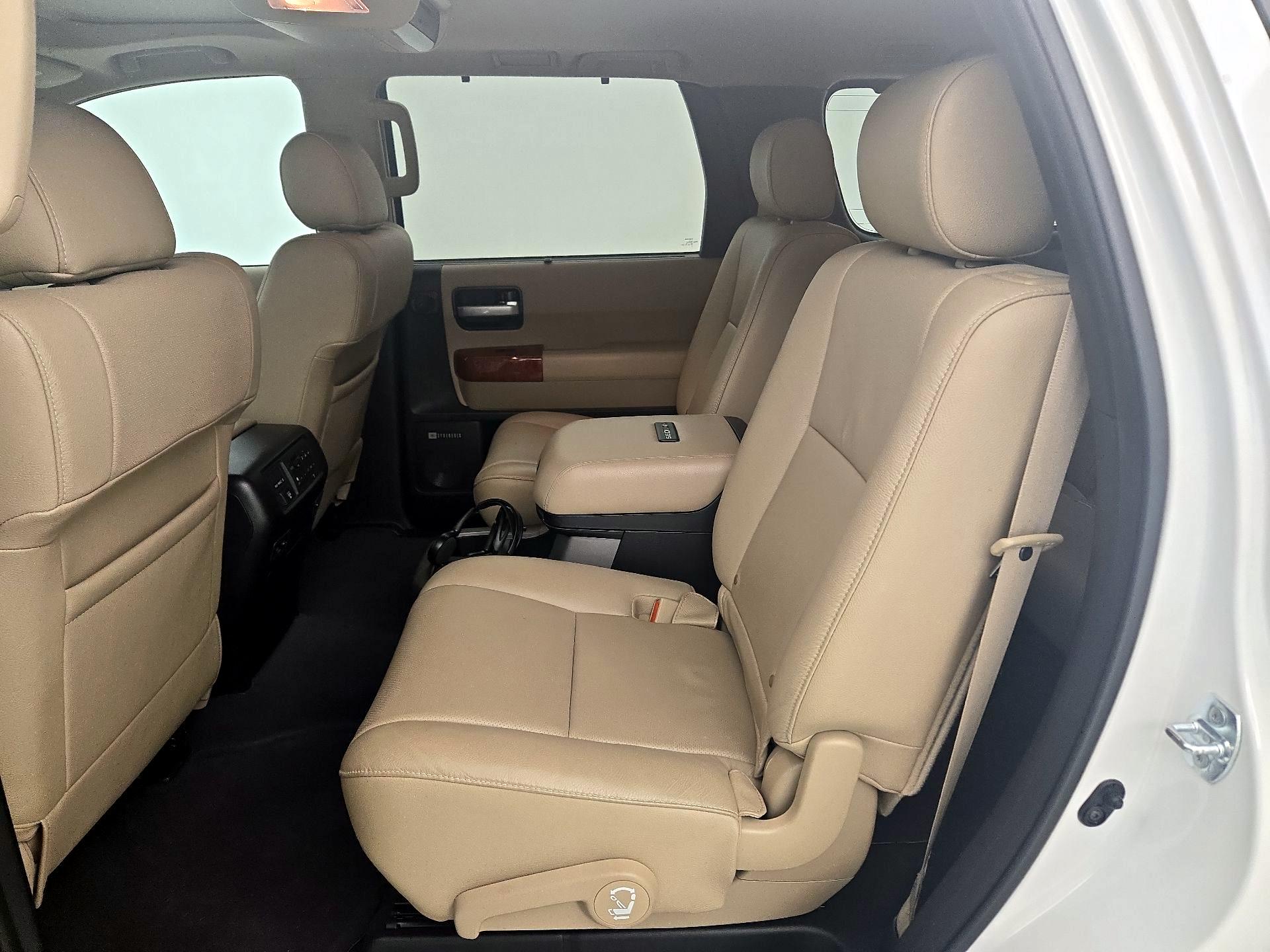 Thumbnail: 2019 Toyota Sequoia - 20