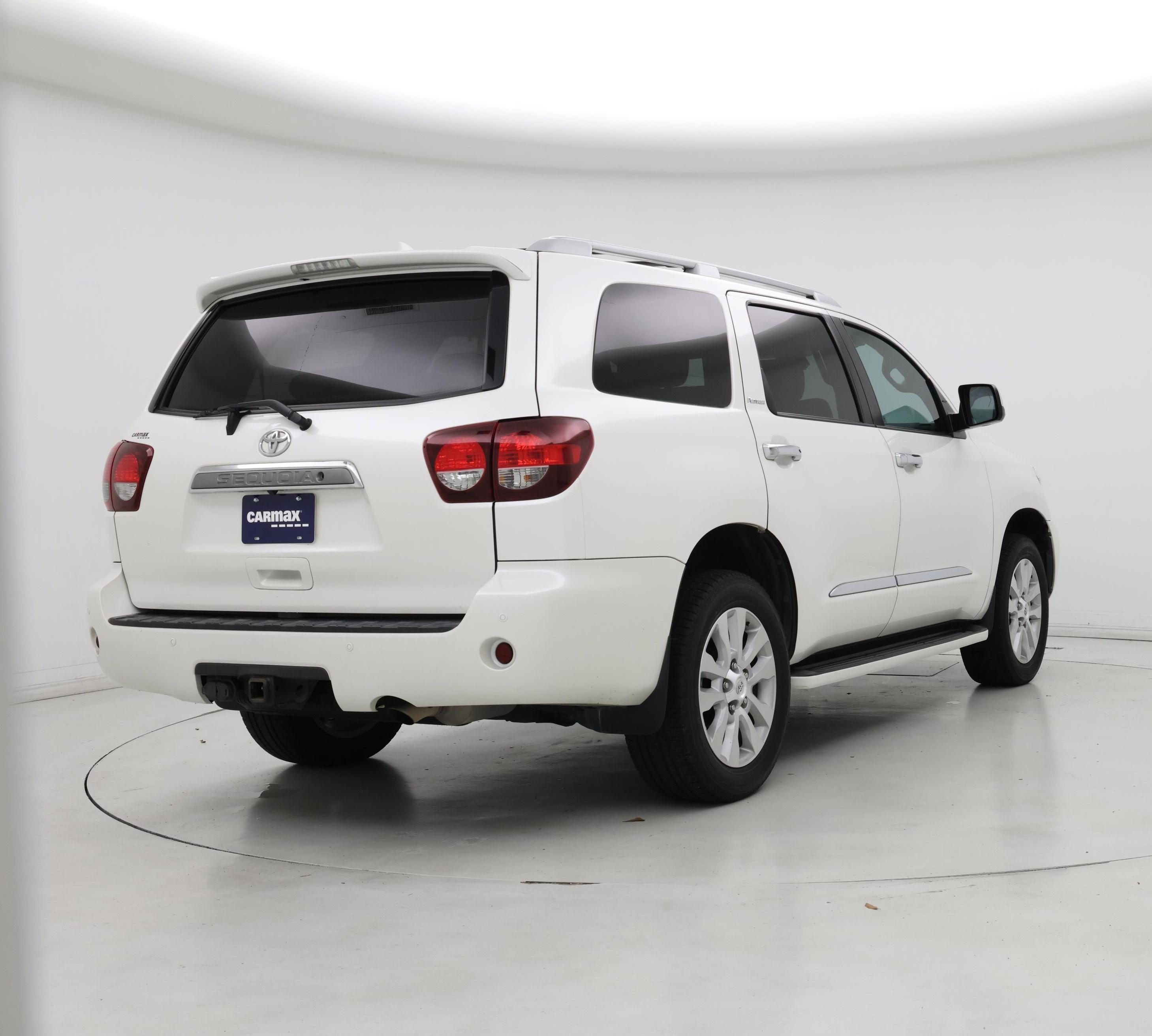 Thumbnail: 2019 Toyota Sequoia - 8