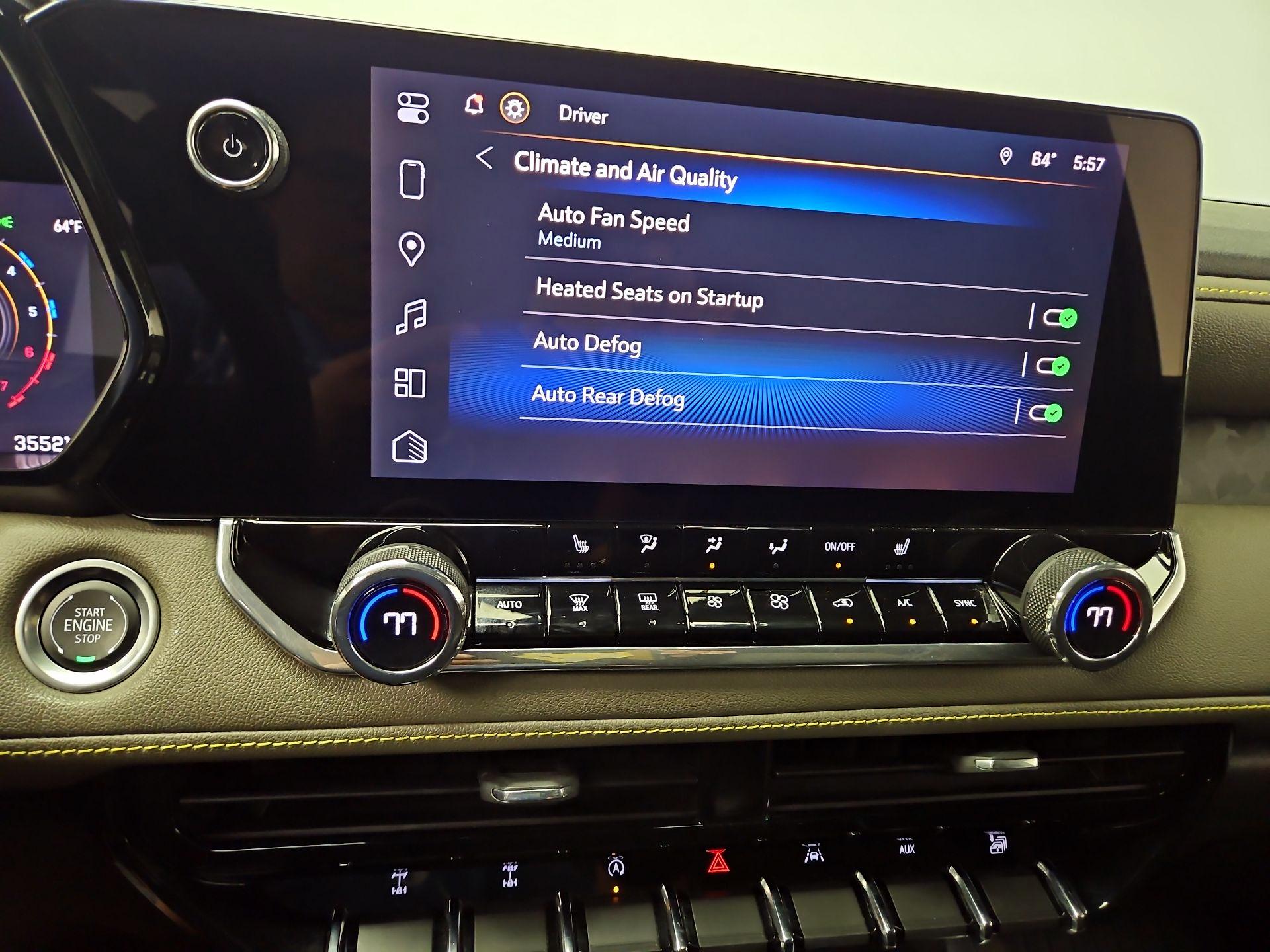 Thumbnail: 2024 Chevrolet Colorado - 16