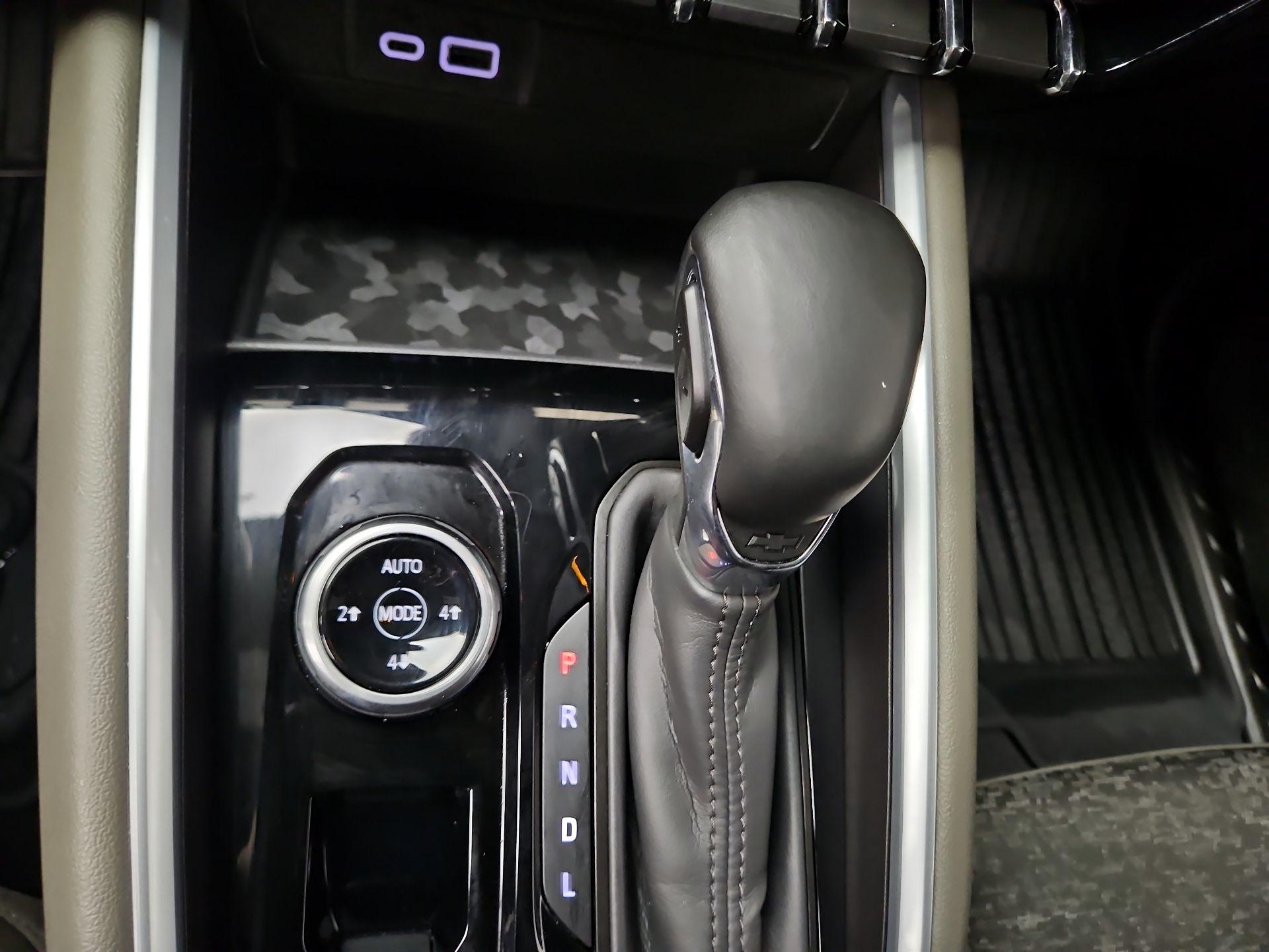 Thumbnail: 2024 Chevrolet Colorado - 17