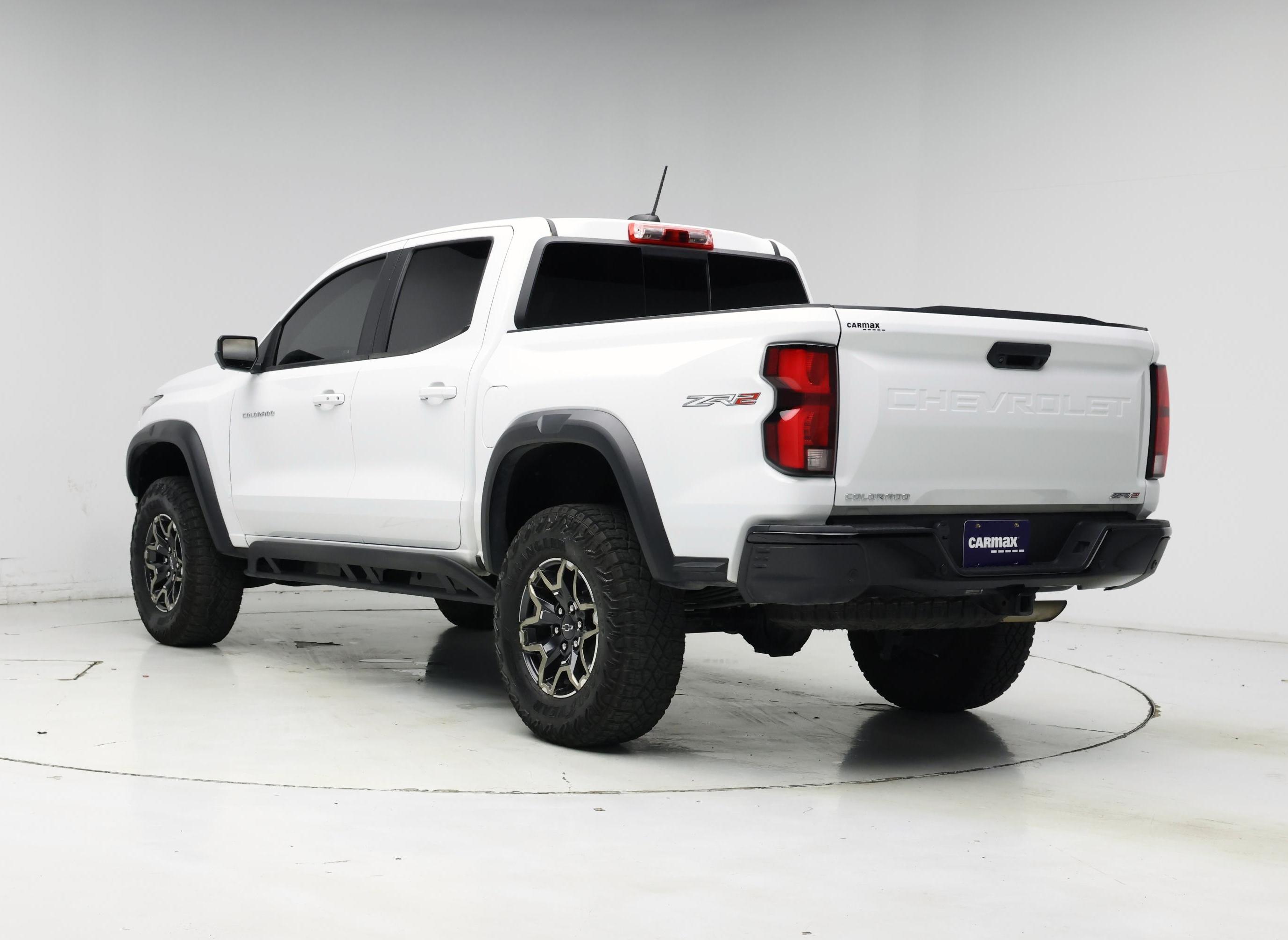 Thumbnail: 2024 Chevrolet Colorado - 2