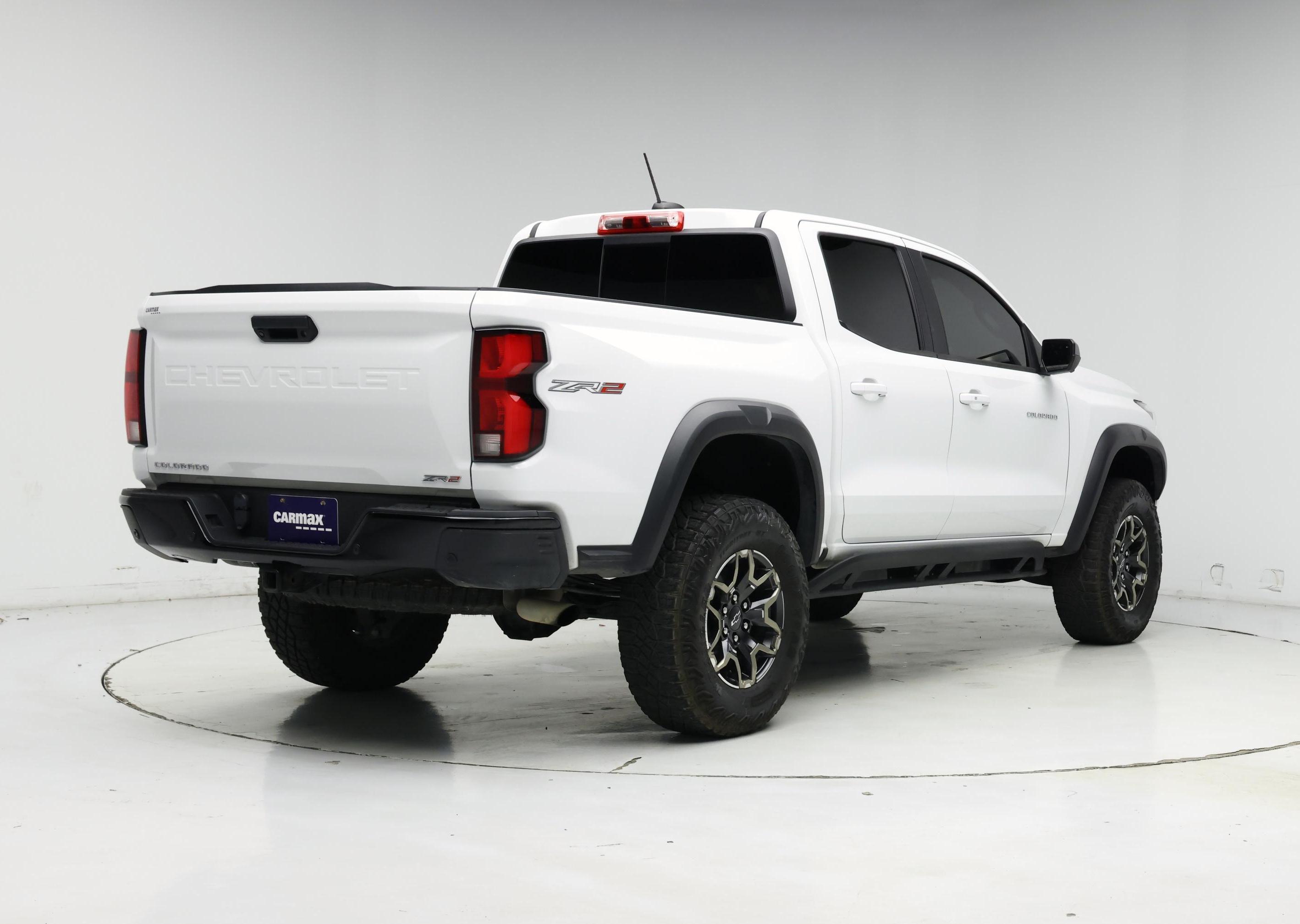 Thumbnail: 2024 Chevrolet Colorado - 8