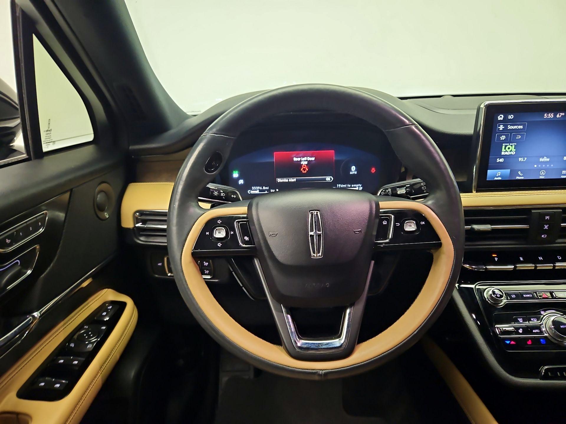 Thumbnail: 2021 Lincoln Corsair - 10