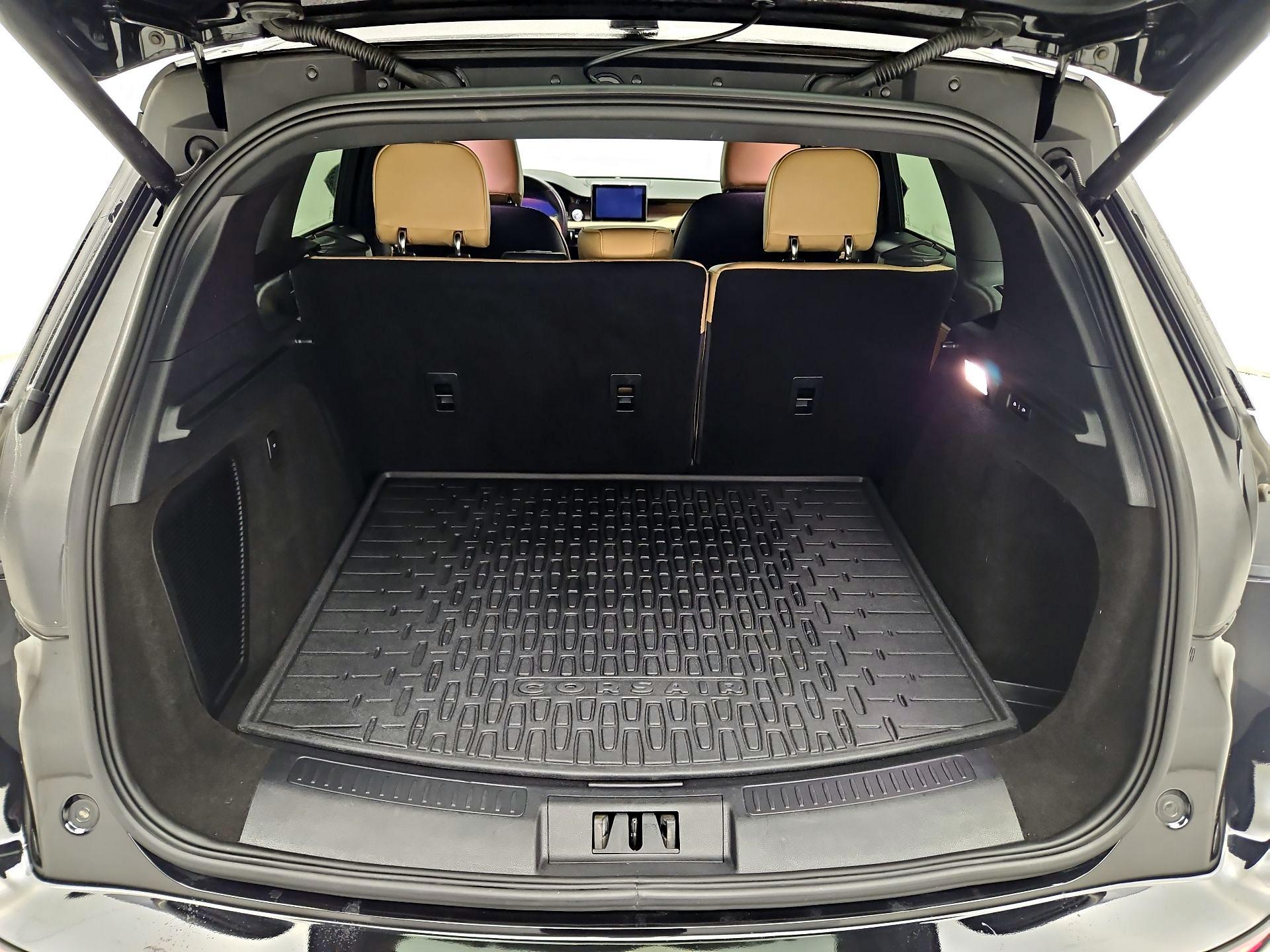 Thumbnail: 2021 Lincoln Corsair - 18