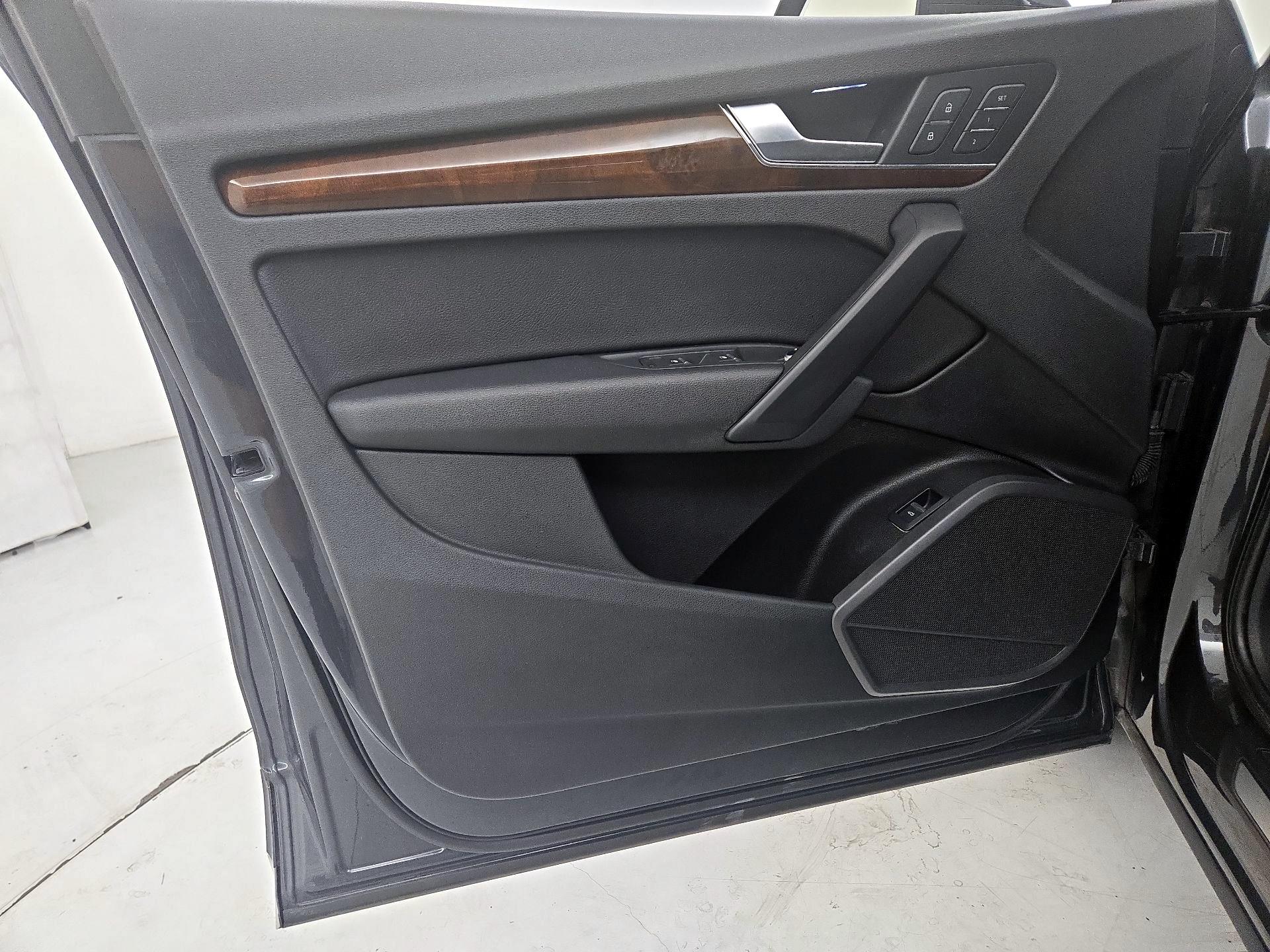 Thumbnail: 2018 Audi Q5 - 12