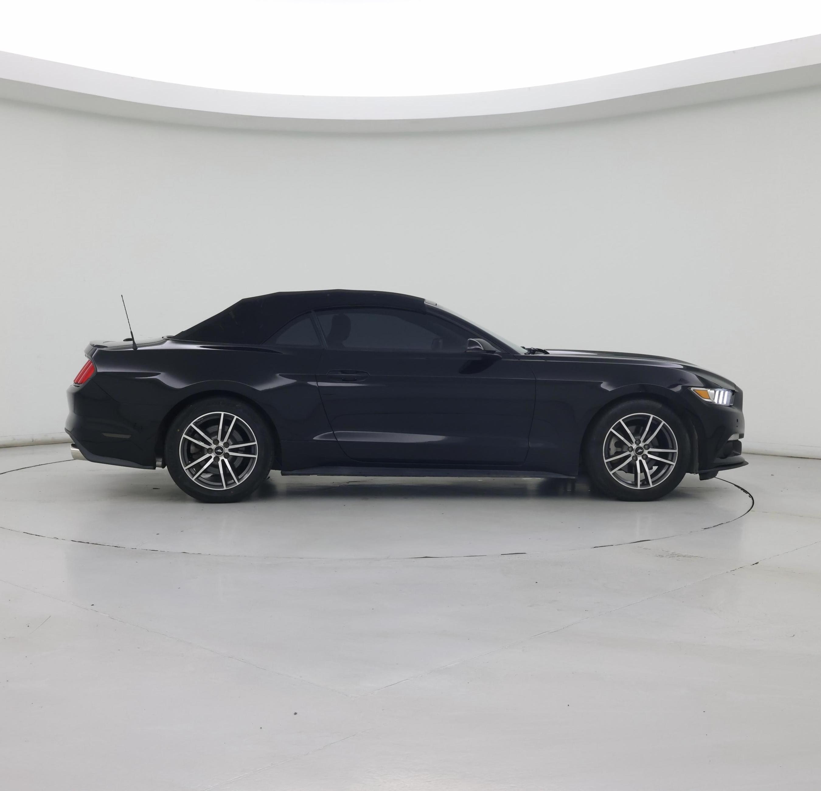 Thumbnail: 2017 Ford Mustang - 7