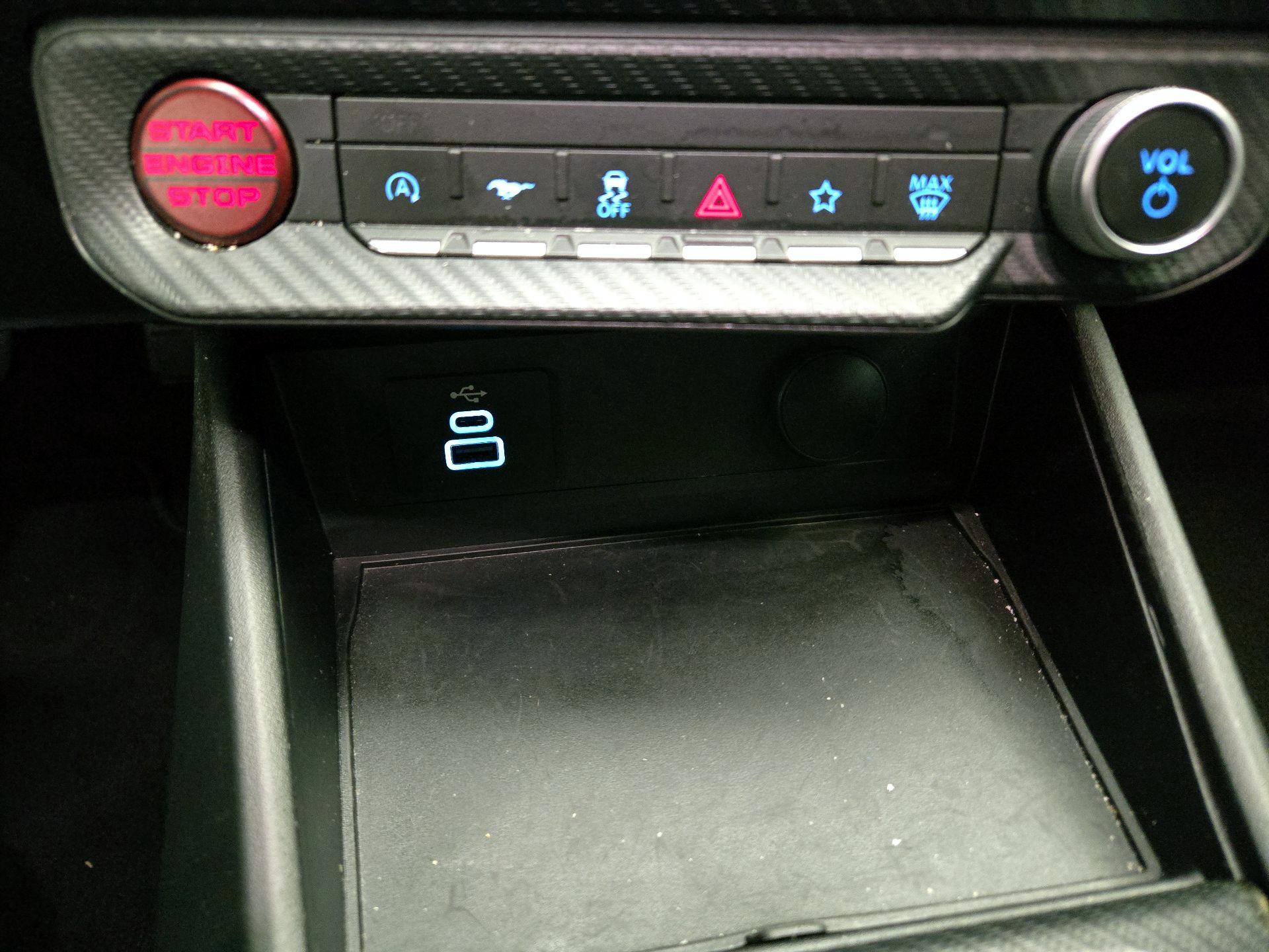 Thumbnail: 2025 Ford Mustang - 18