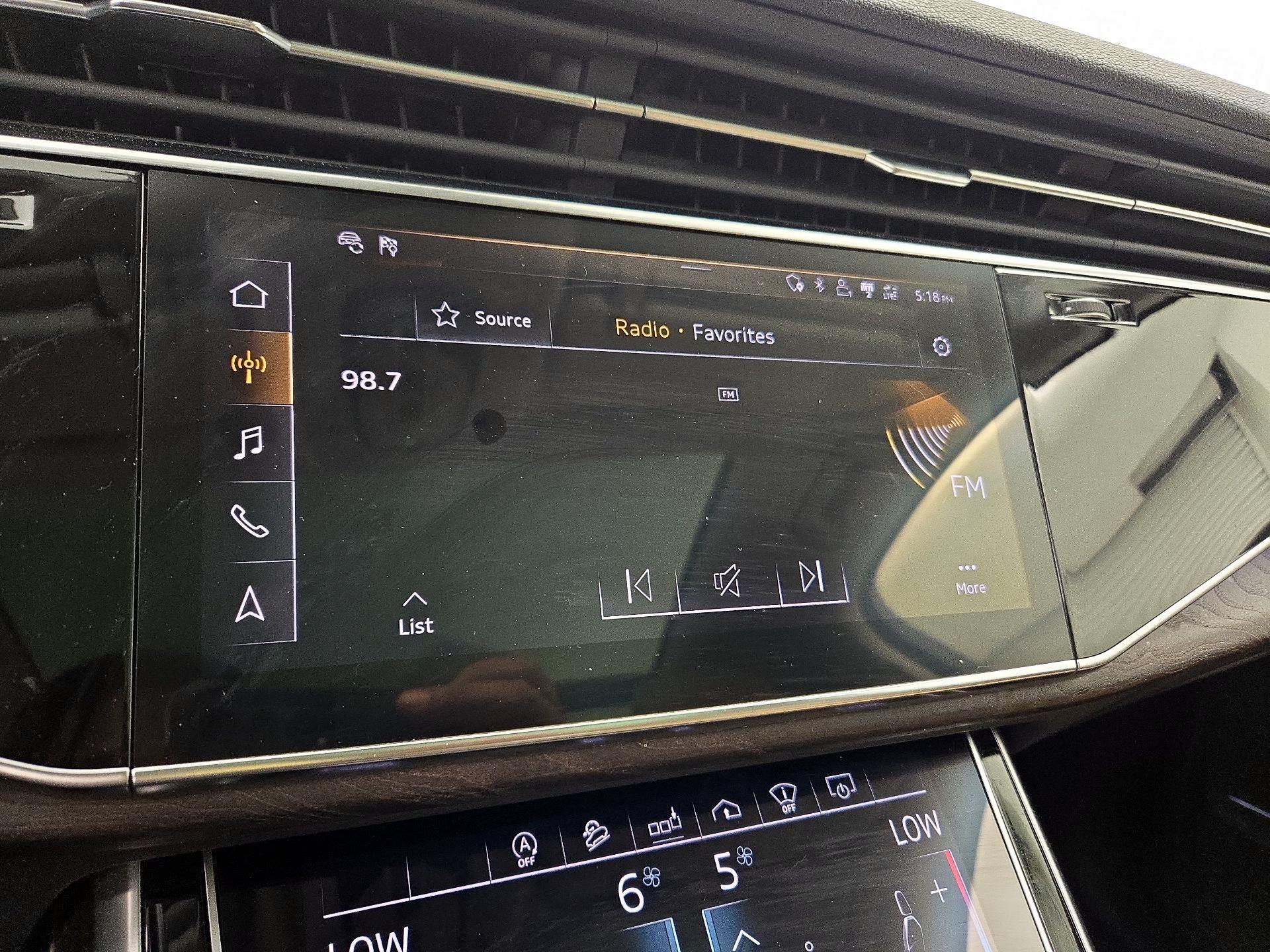 Thumbnail: 2020 Audi Q7 - 16