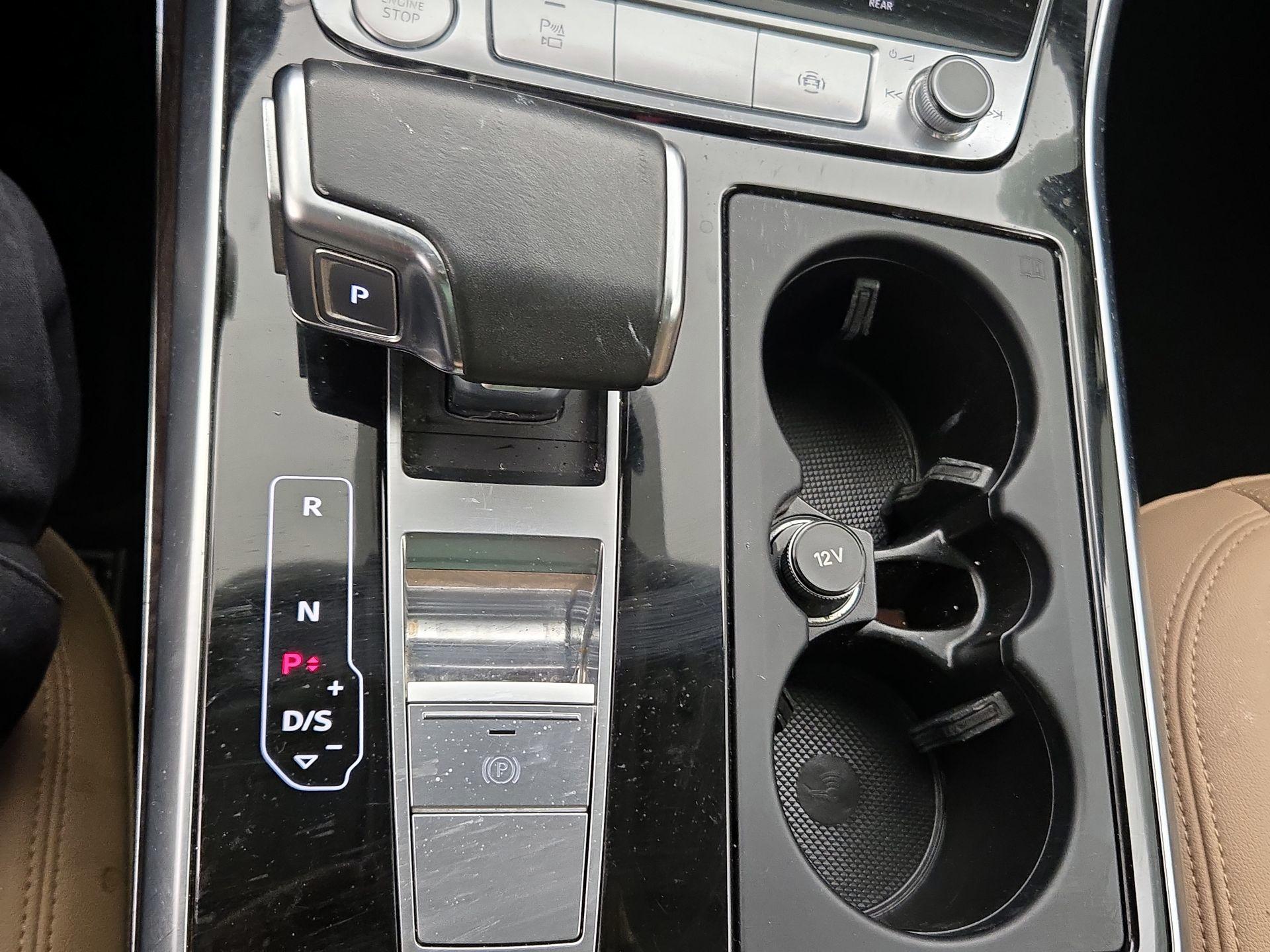 Thumbnail: 2020 Audi Q7 - 18