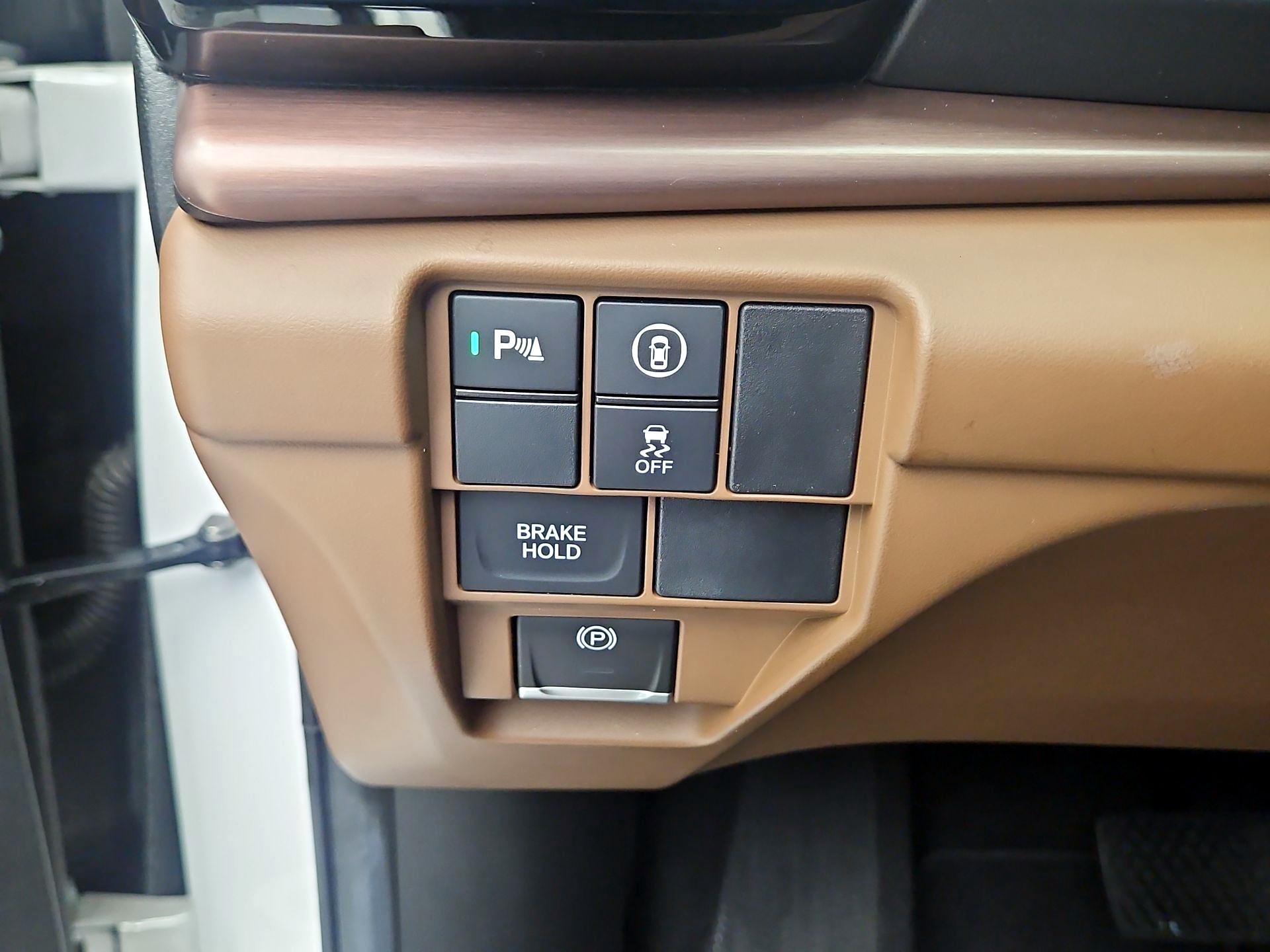 Thumbnail: 2024 Acura RDX - 13