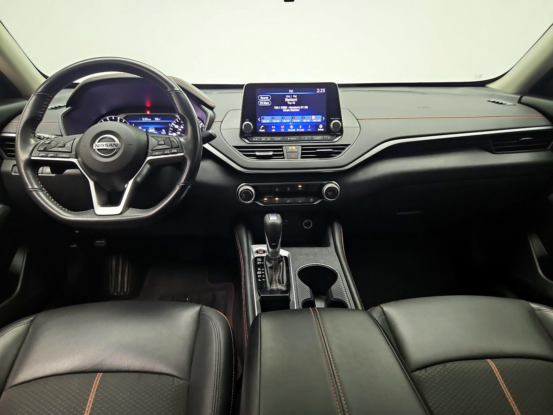 Thumbnail: 2022 Nissan Altima - 9