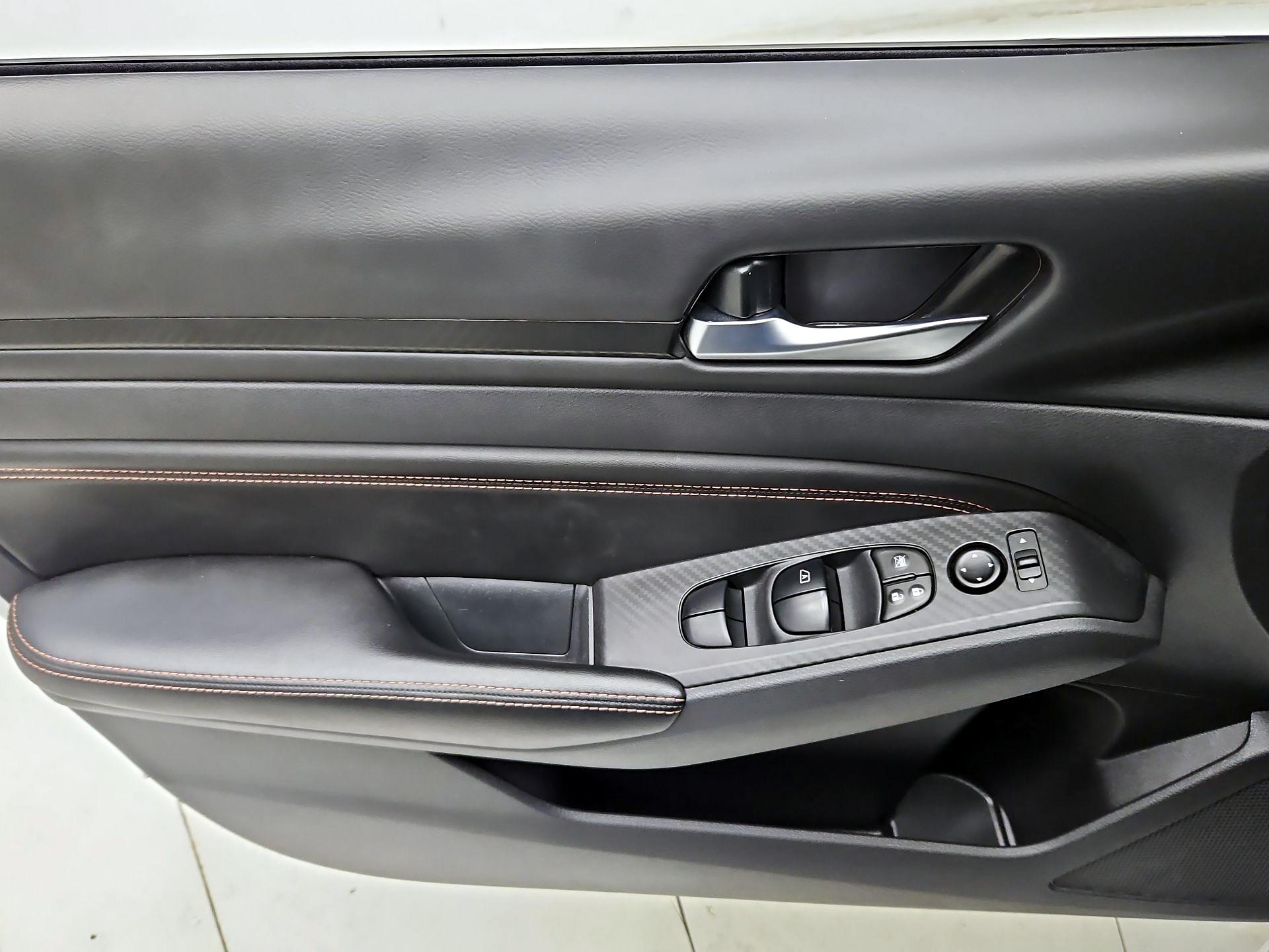 Thumbnail: 2022 Nissan Altima - 12