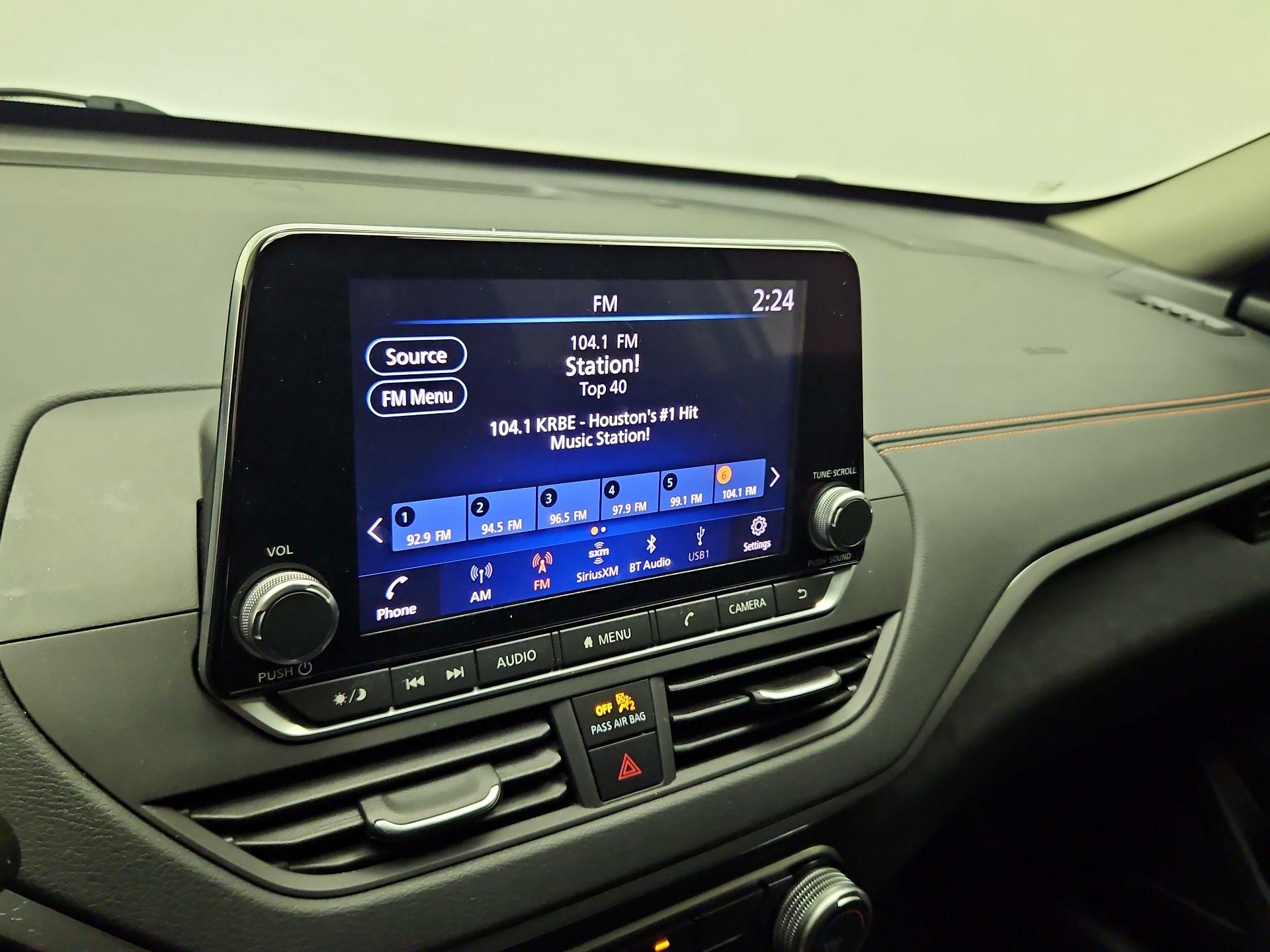 Thumbnail: 2022 Nissan Altima - 15