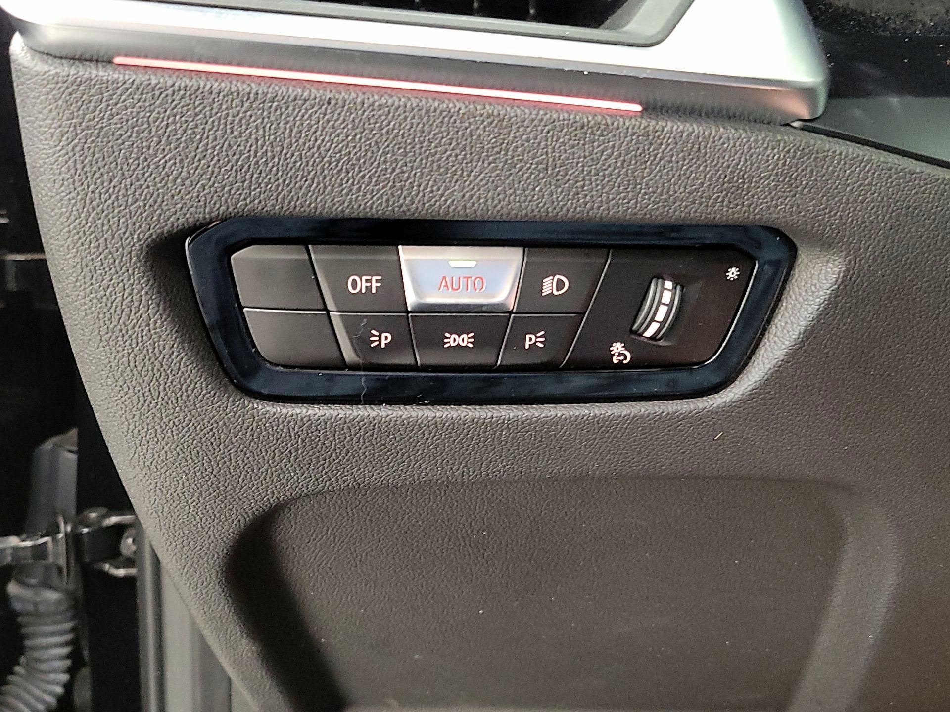 Thumbnail: 2022 BMW 3 Series - 13